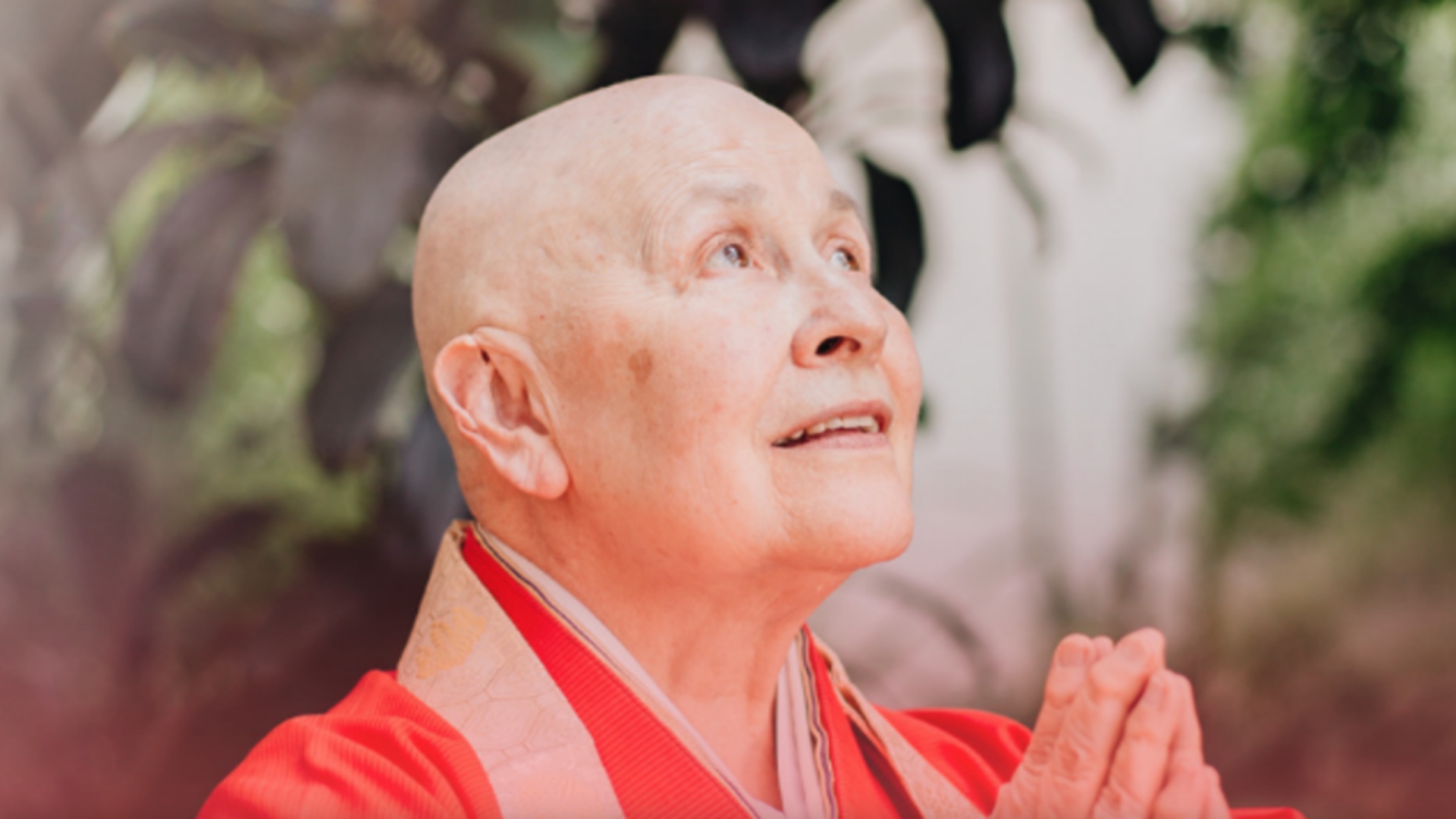 Monja Coen explica significado de palavra japonesa e reflete: ‘Recebemos influência um do outro’