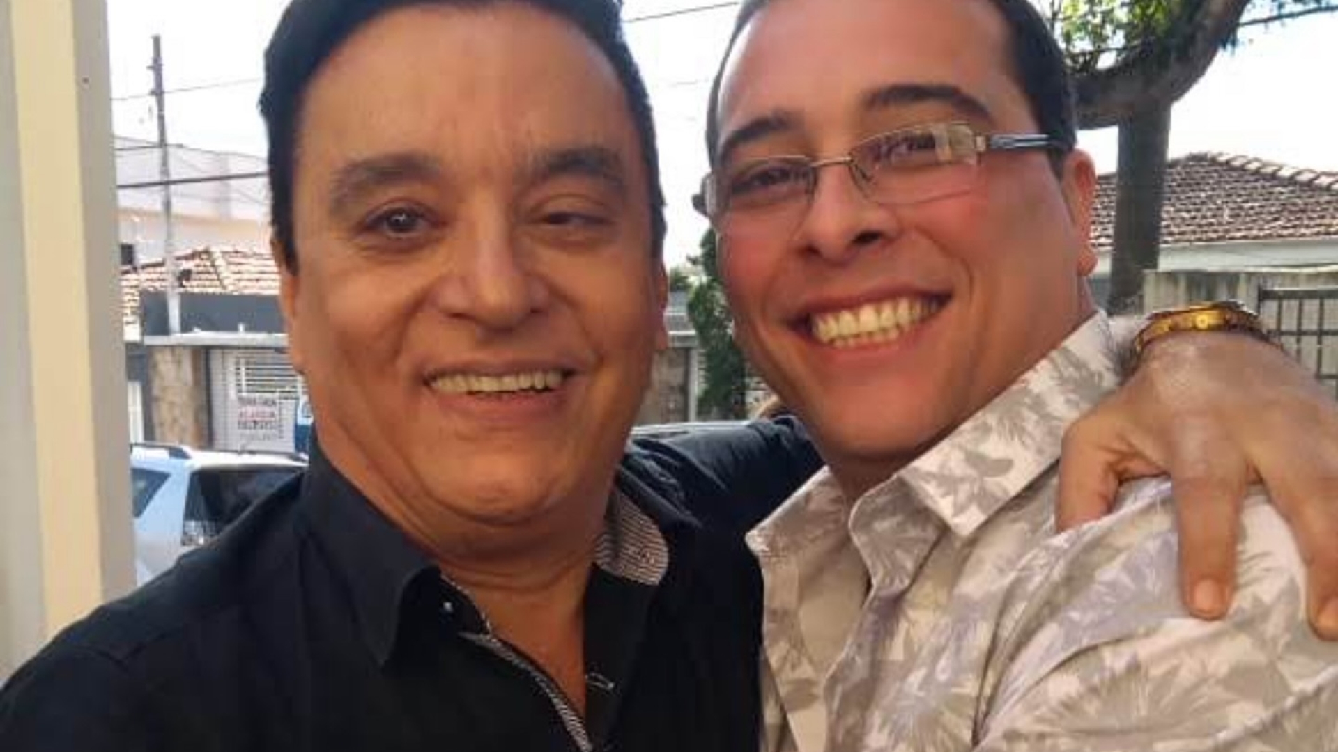 Irmão de Nahim descobriu morte de cantor através da imprensa: ‘Dei um pulo da cama’