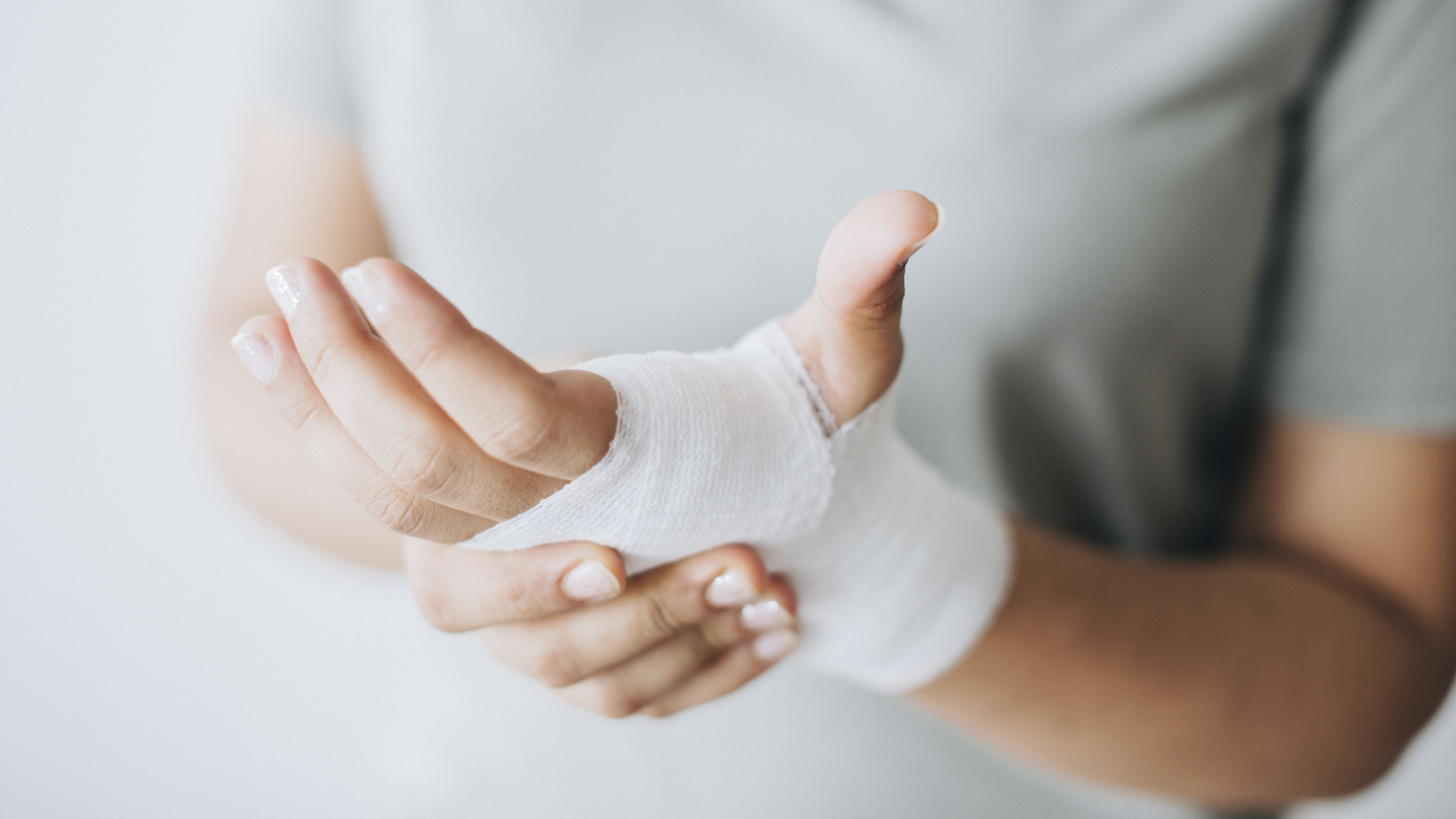 Dermatologista revela número impactante sobre casos de internações por queimaduras no Brasil