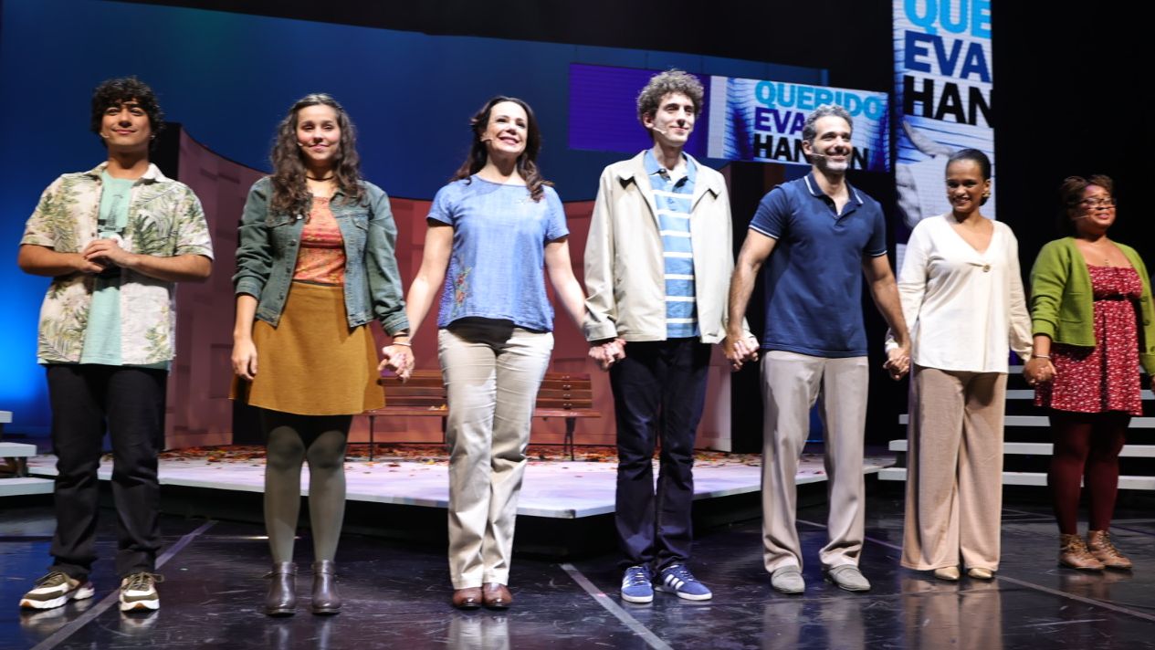 Famosos comemoram estreia de premiado musical no Brasil: ‘Todos deveriam ter a chance de assistir’