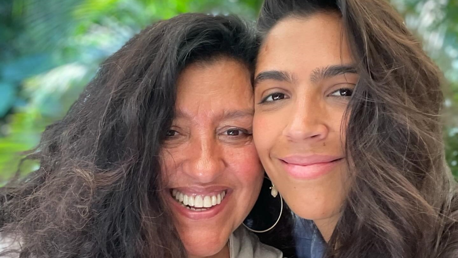 Regina Casé presta comovente homenagem no aniversário da filha: “Minha mestra”