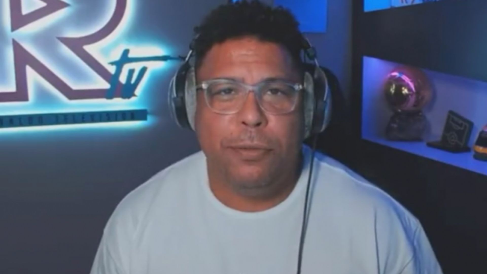 Ronaldo revela que não assiste mais jogos de futebol: ‘Muito chato’