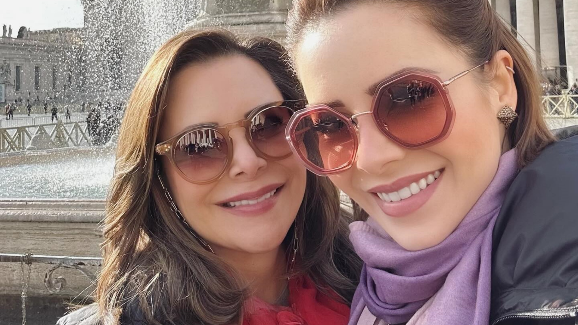 Sandy presta bela homenagem no aniversário da mãe: “Grande inspiração”