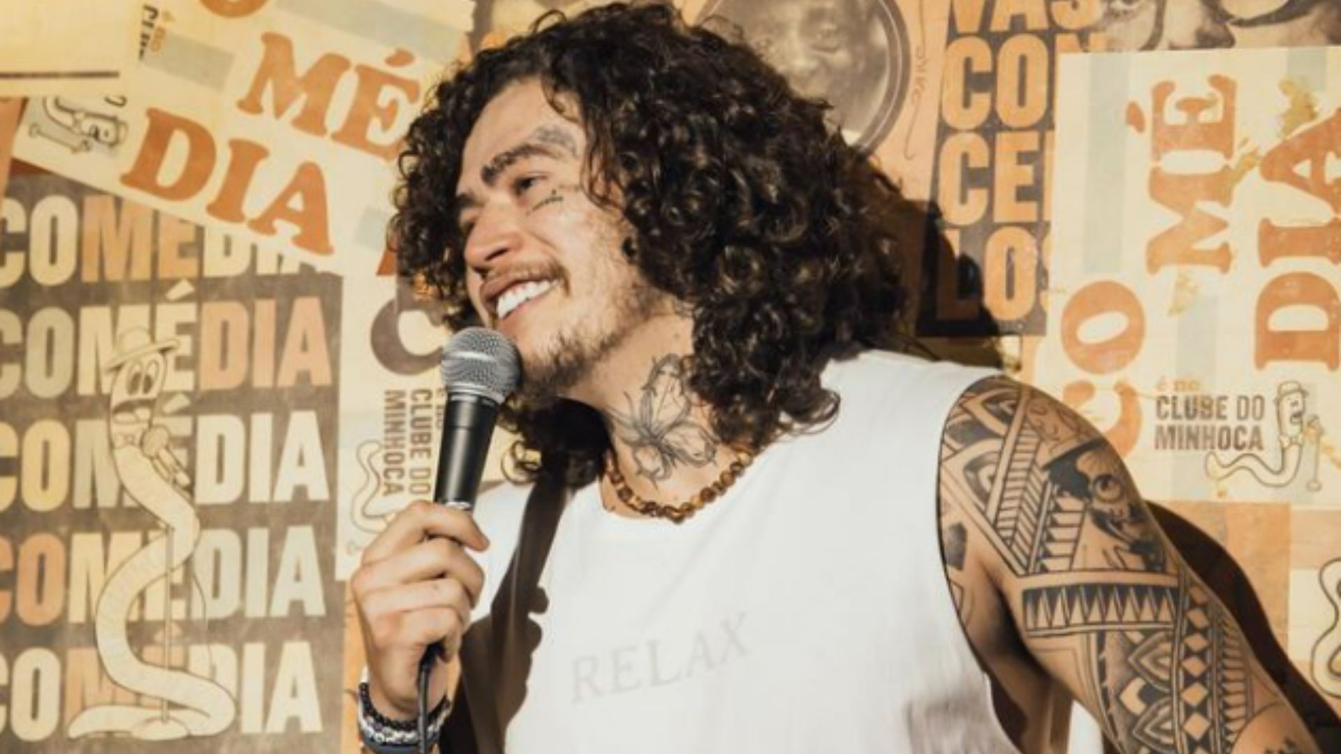 Whindersson diz que está ‘queimado’ com mulheres do Brasil: “Vou ter que ir pra Índia”