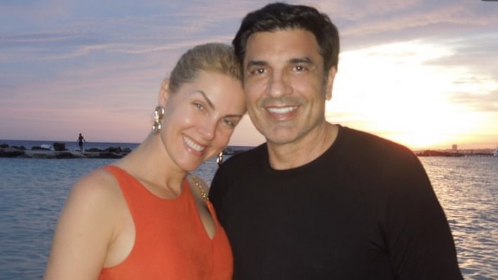 Noivos, Ana Hickmann e Edu Guedes curtem viagem de férias no Caribe
