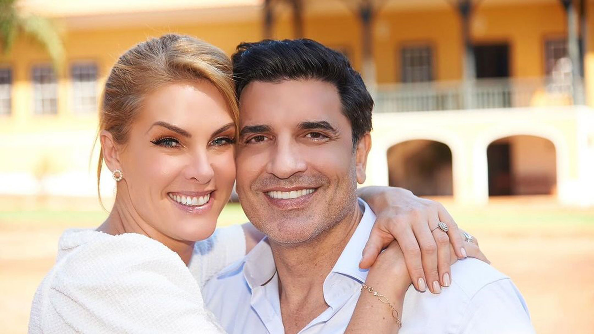 Edu Guedes posa com Ana Hickmann e se declara para a amada