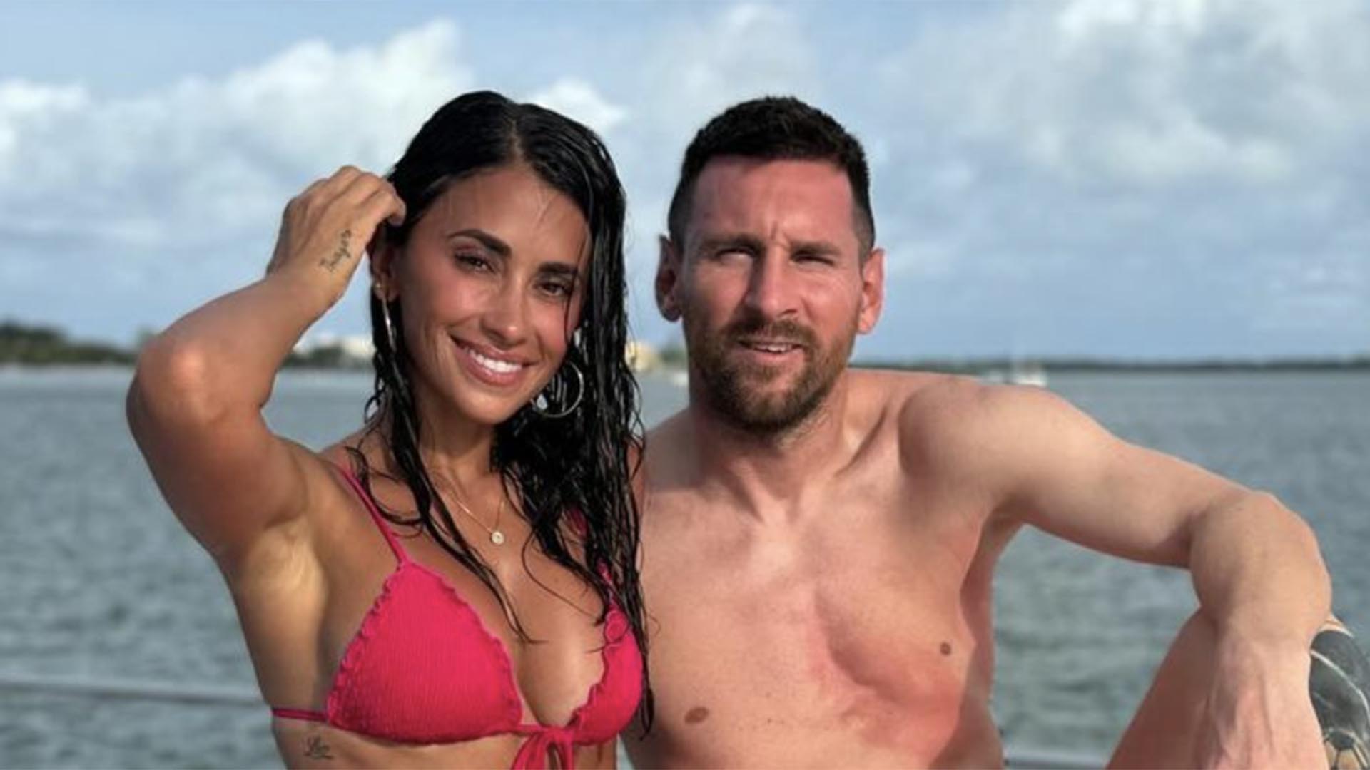 Esposa de Lionel Messi arranca suspiros em passeio de lancha