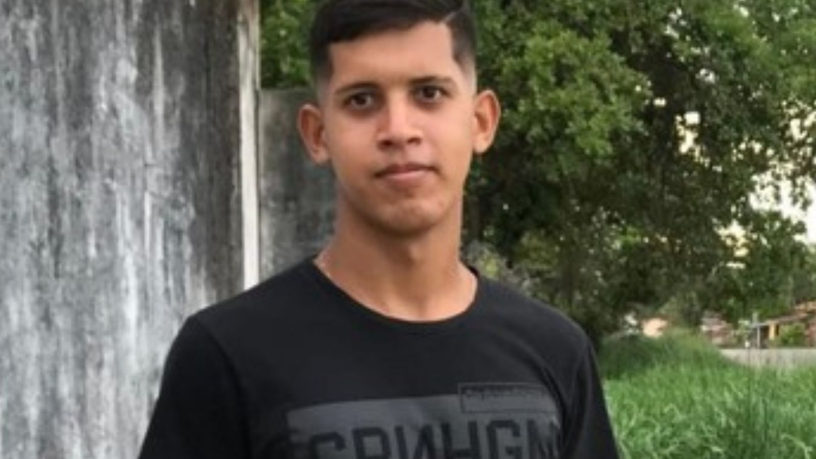 Jogador de futsal morre após passar mal durante partida em Santa Catarina