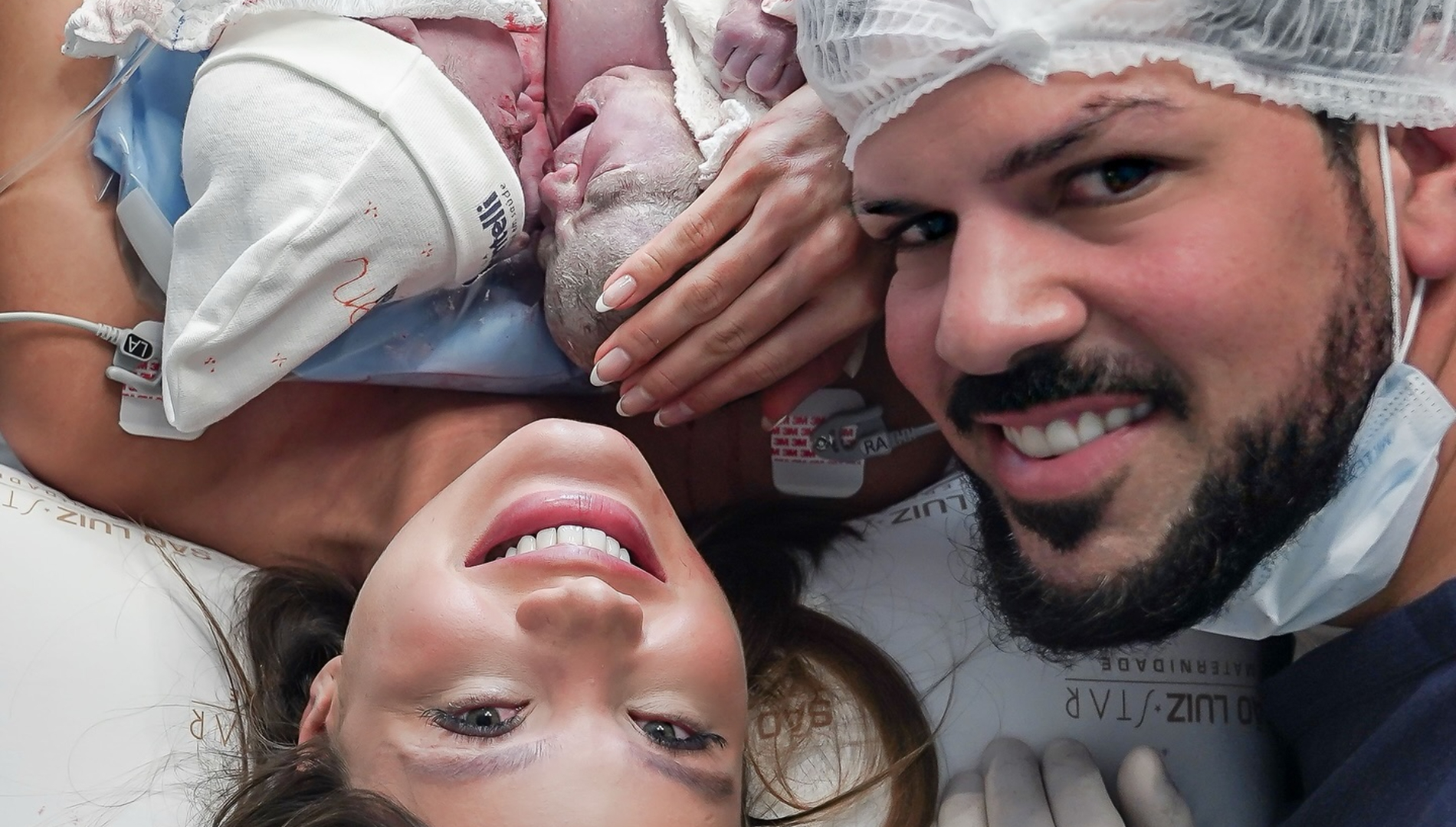 Biah Rodrigues mostra foto do parto de Angelina e Zion, gêmeos com Sorocaba