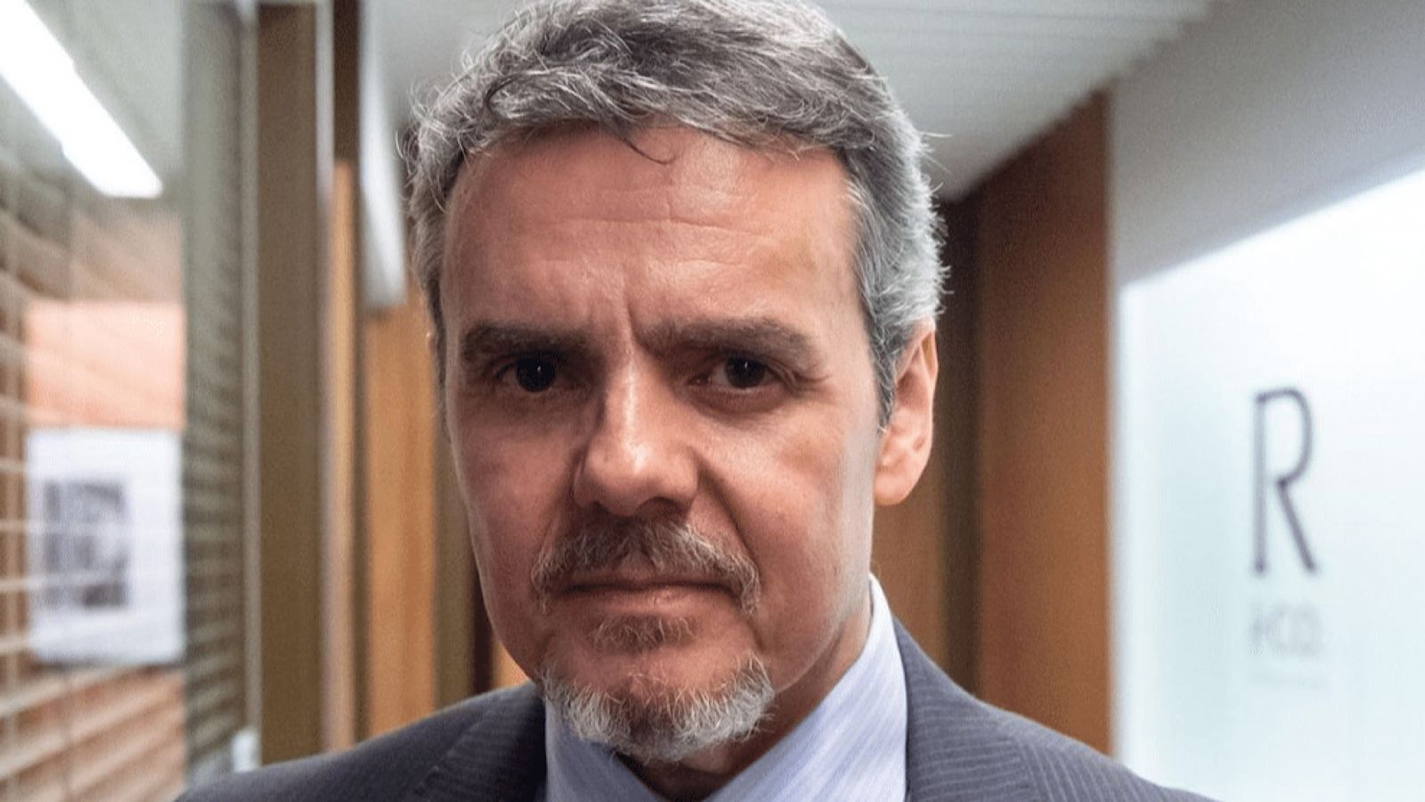 Cássio Gabus Mendes opina sobre remake de Vale Tudo: ‘Pode dar resultado’
