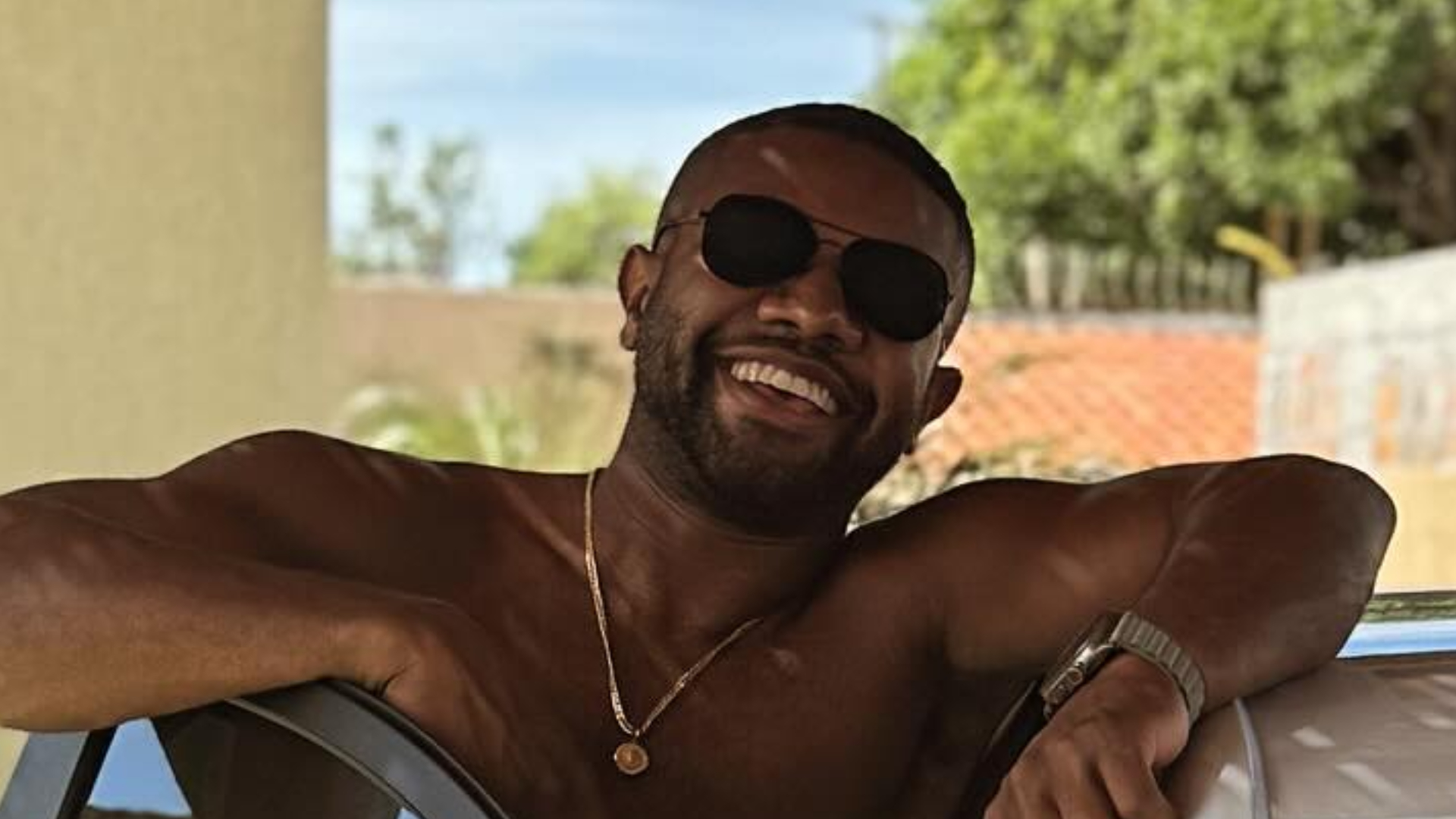 Davi Brito é visto em shopping após ‘furar’ encontro com Tamires Assis