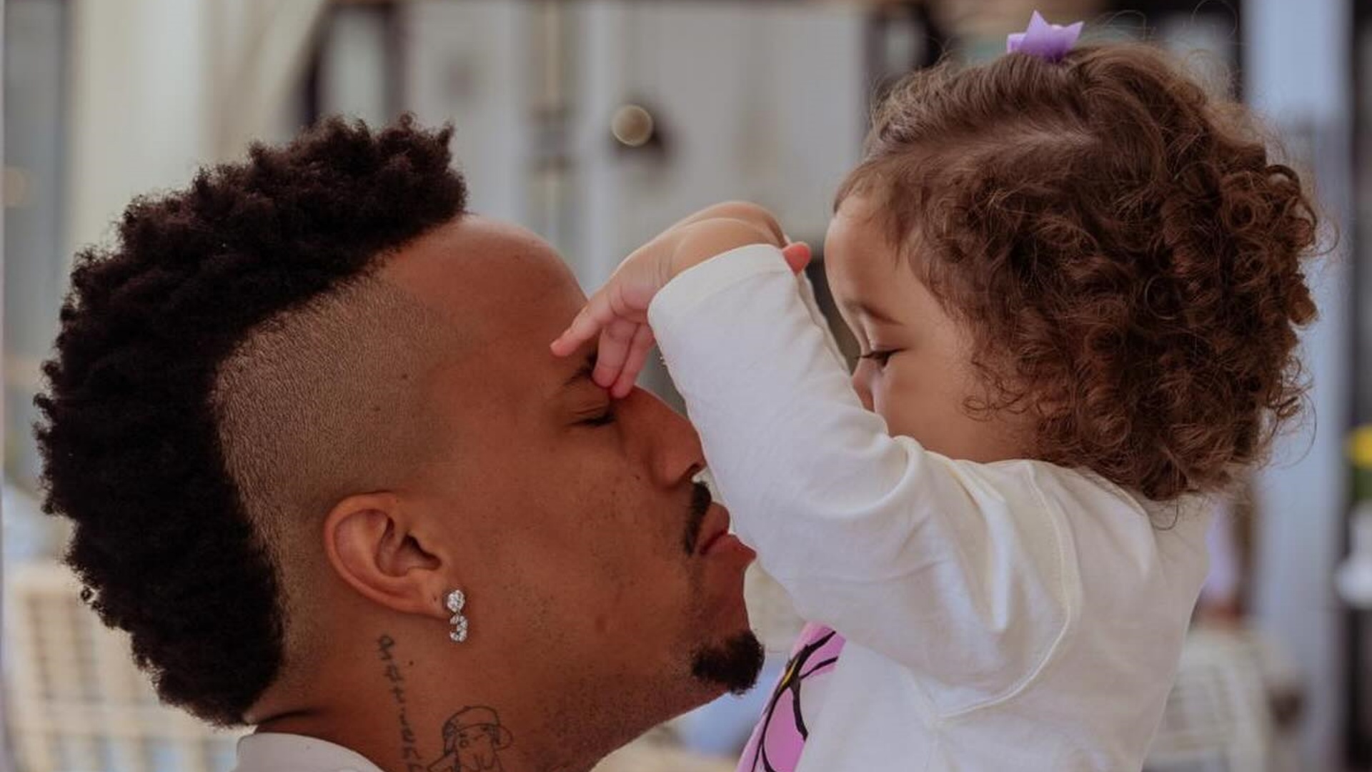 Éder Militão encanta ao comemorar o aniversário da filha, Cecília: “Papai te ama”