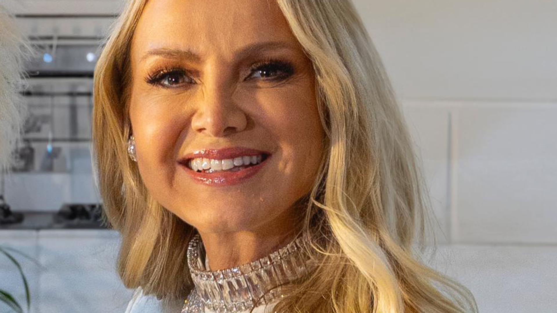 Eliana surge com look ‘embalado a vácuo’ em aparição ao vivo na Globo