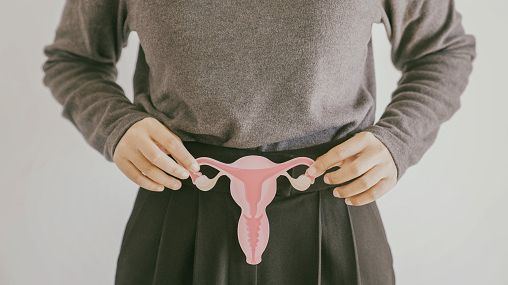 Qual é o tratamento para a endometriose? Condição já atingiu muitas famosas