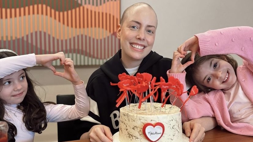 Fabiana Justus celebra 3 meses da ‘pega’ da medula: ‘Mesversário’