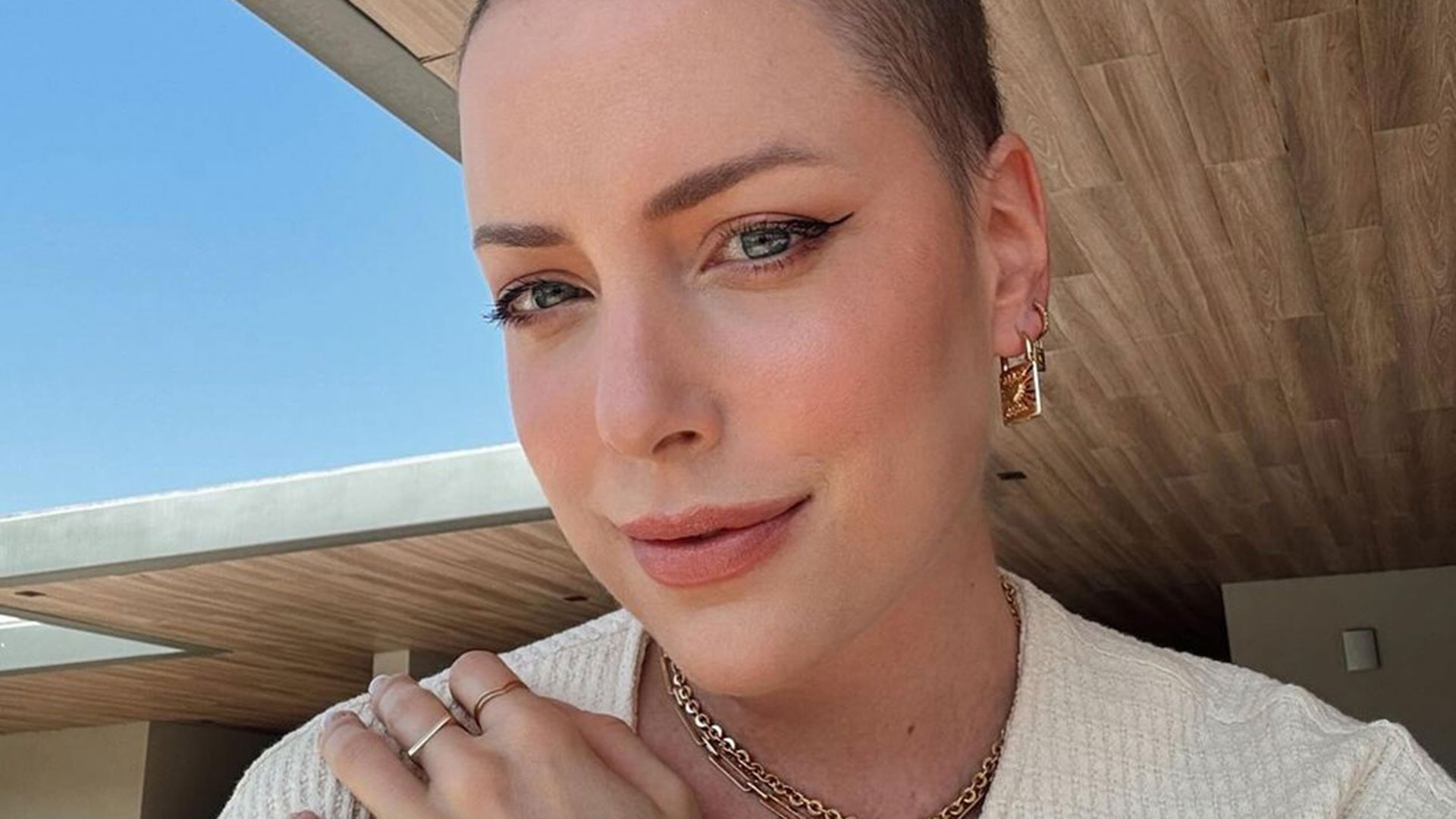 Fabiana Justus celebra crescimento do cabelo: ‘Estou curtindo’
