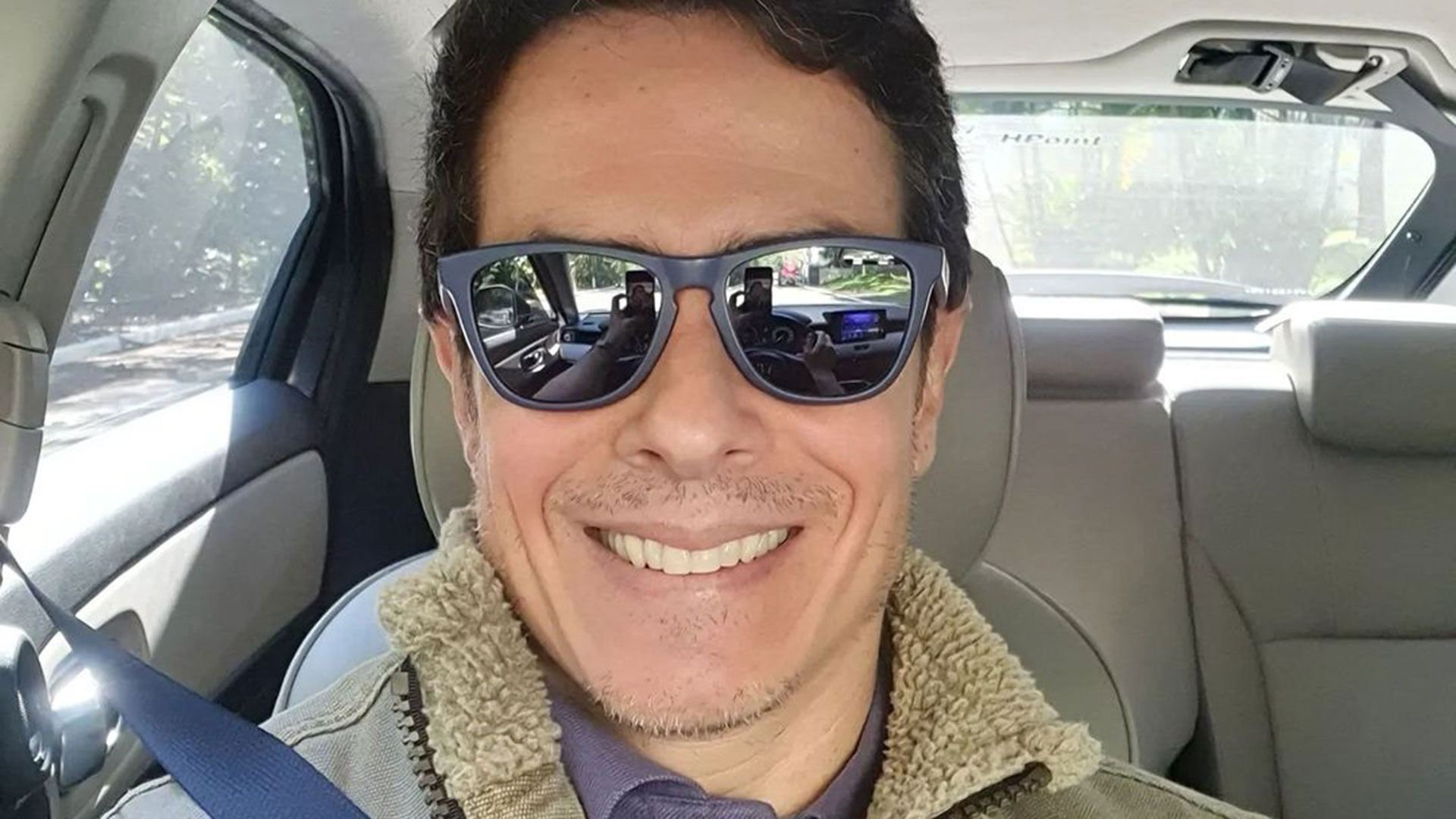 Felipe Folgosi está há dois anos sem relações íntimas e revela motivo