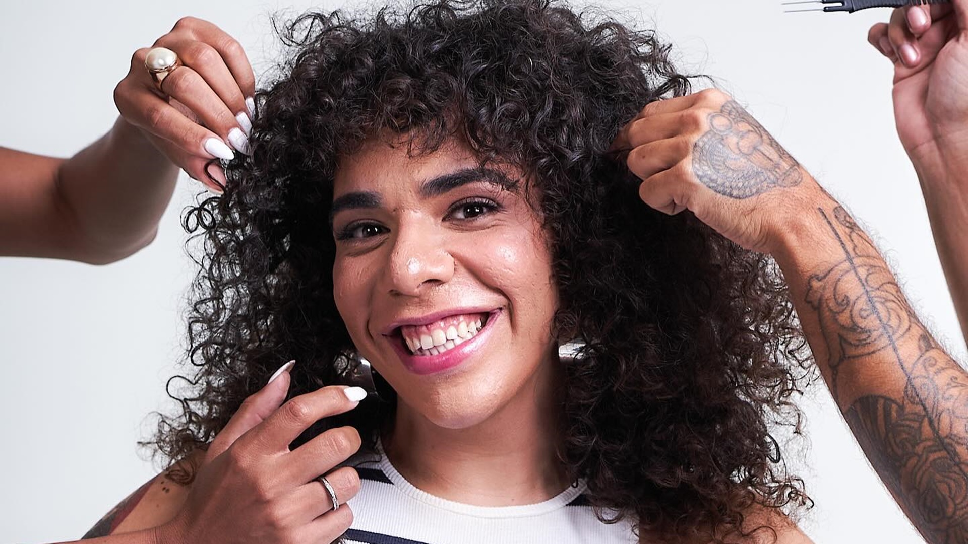 Natasha de Renascer, Galba Gogóia conquista espaço com pauta trans: ‘Anos de reivindicações’