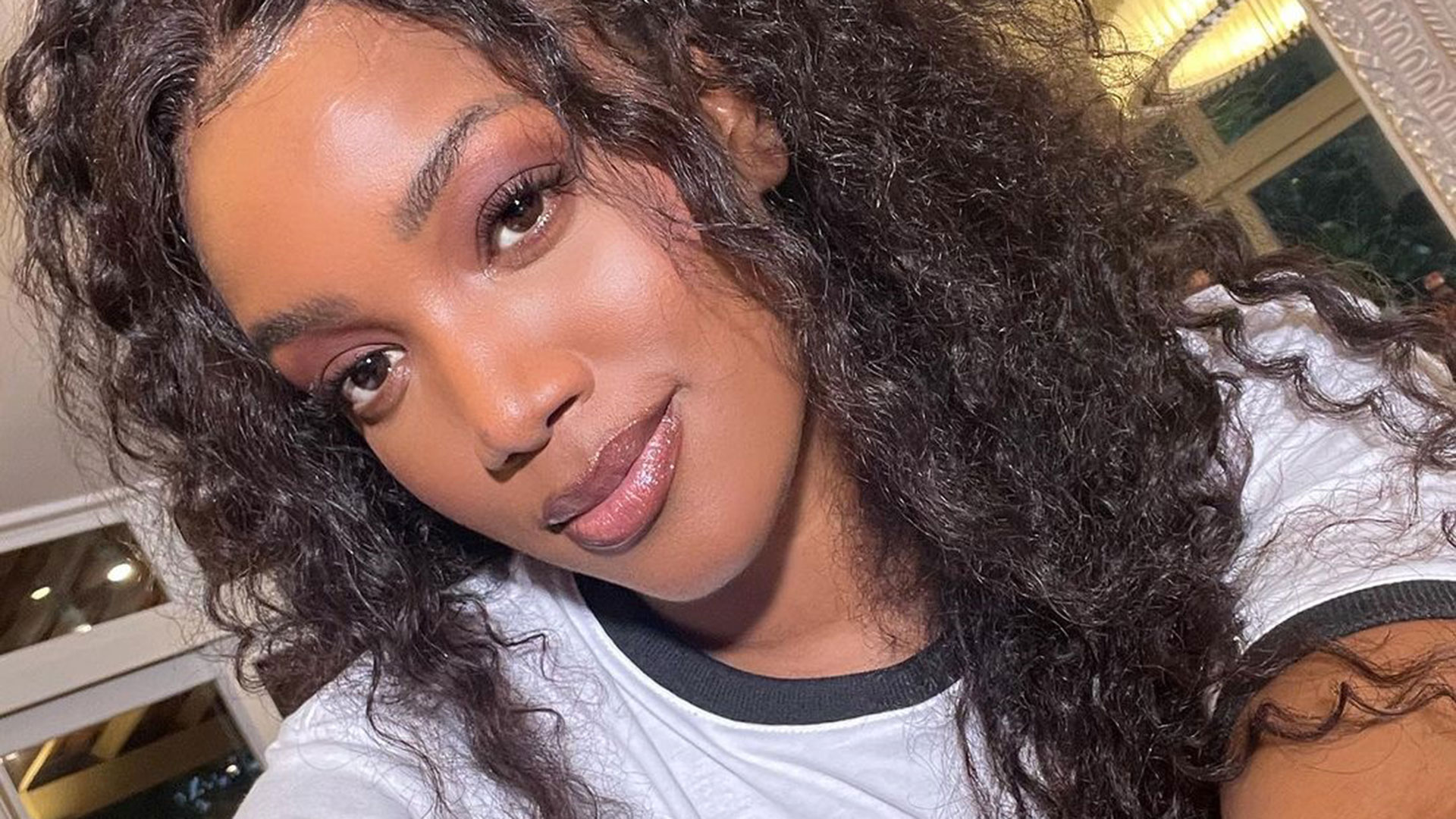 Iza mostra barrigão e celebra 27 semanas da gravidez de Nala