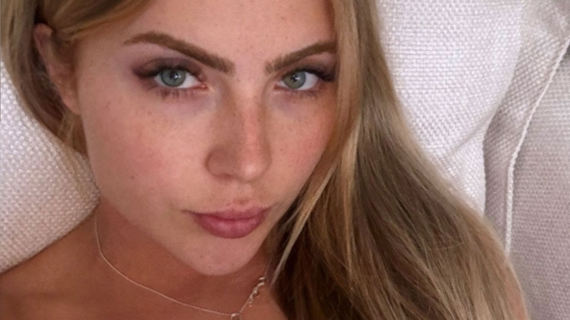 Jade Picon exibe beleza natural em selfie: ‘Sardinhas’