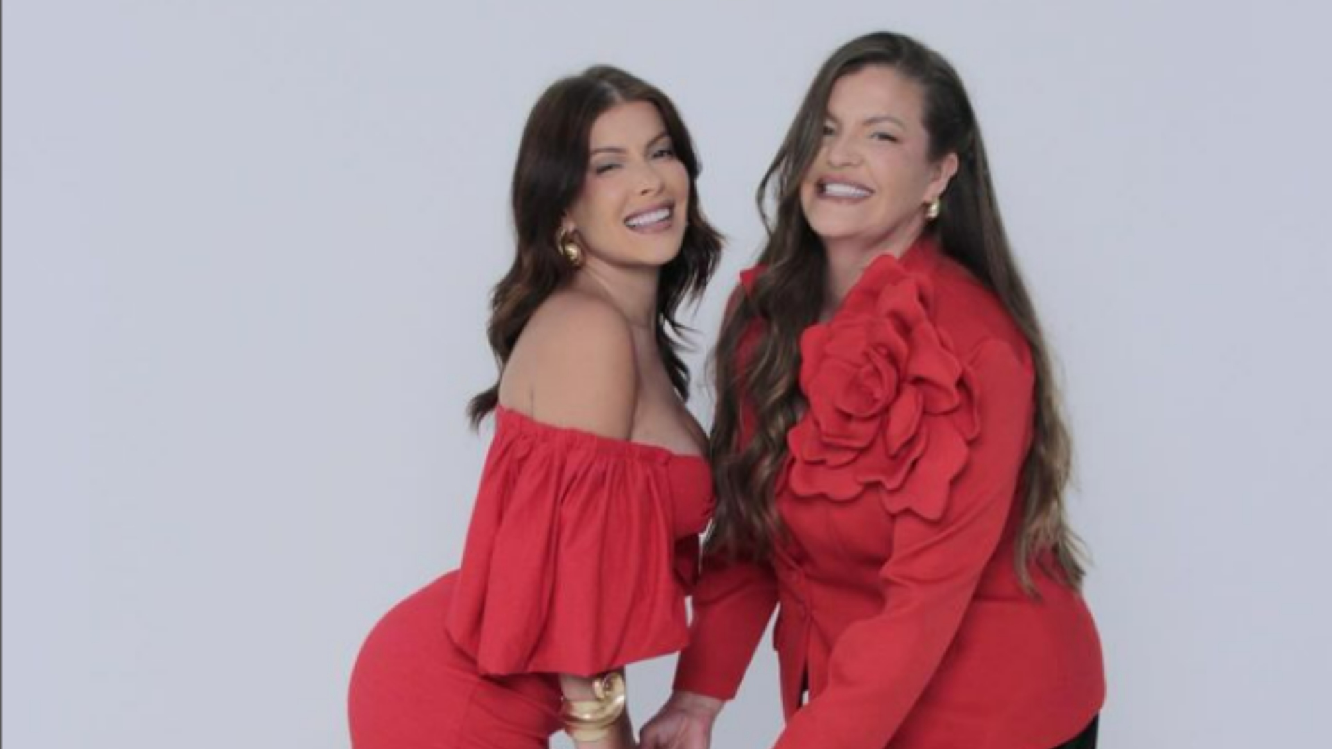 Jaquelline Grohalski reencontra a mãe e avalia eliminação de AGC: ‘Muito forte’