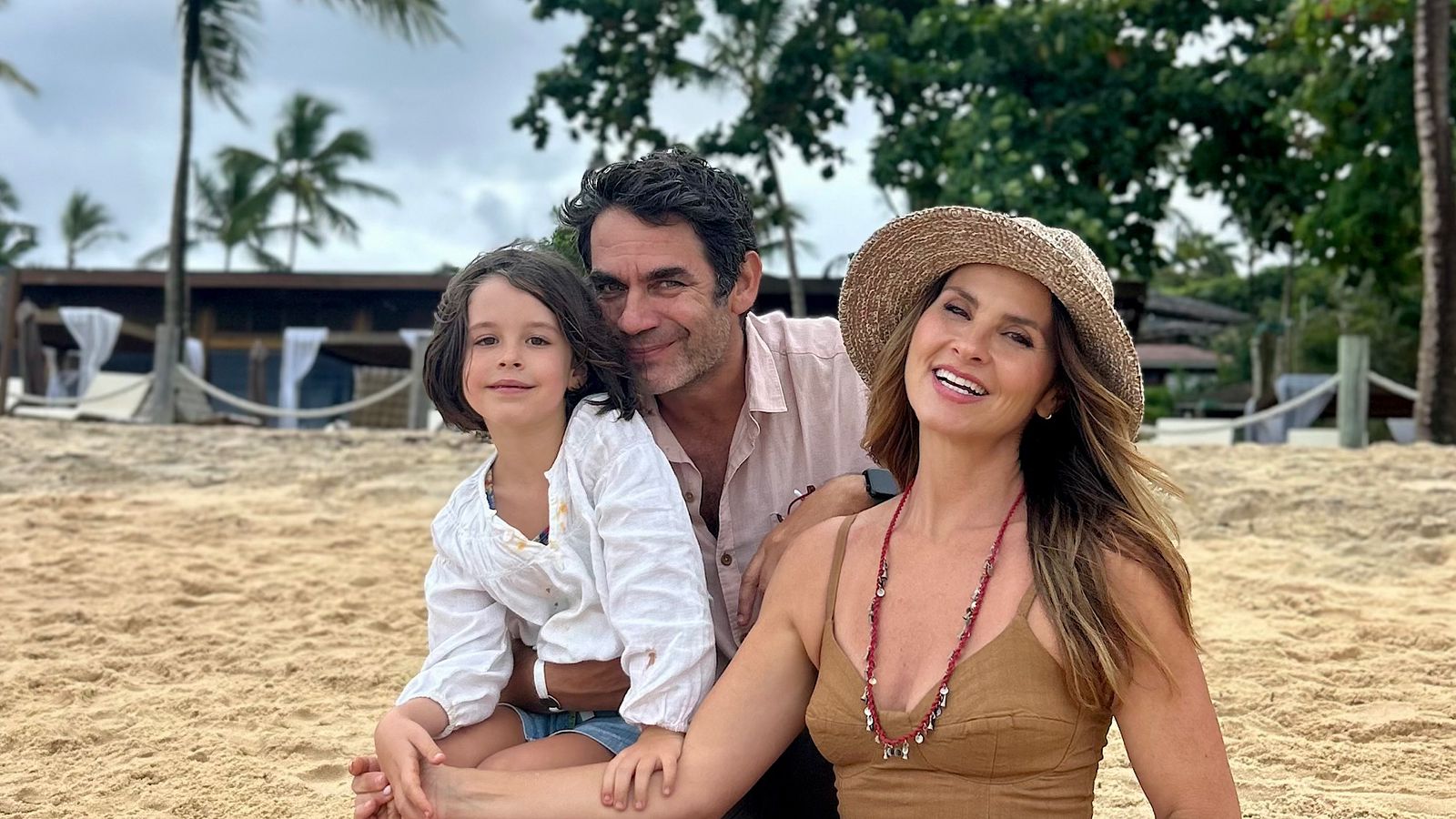 Juliana Sana leva família para experiência no sul da Bahia: ‘Memórias’