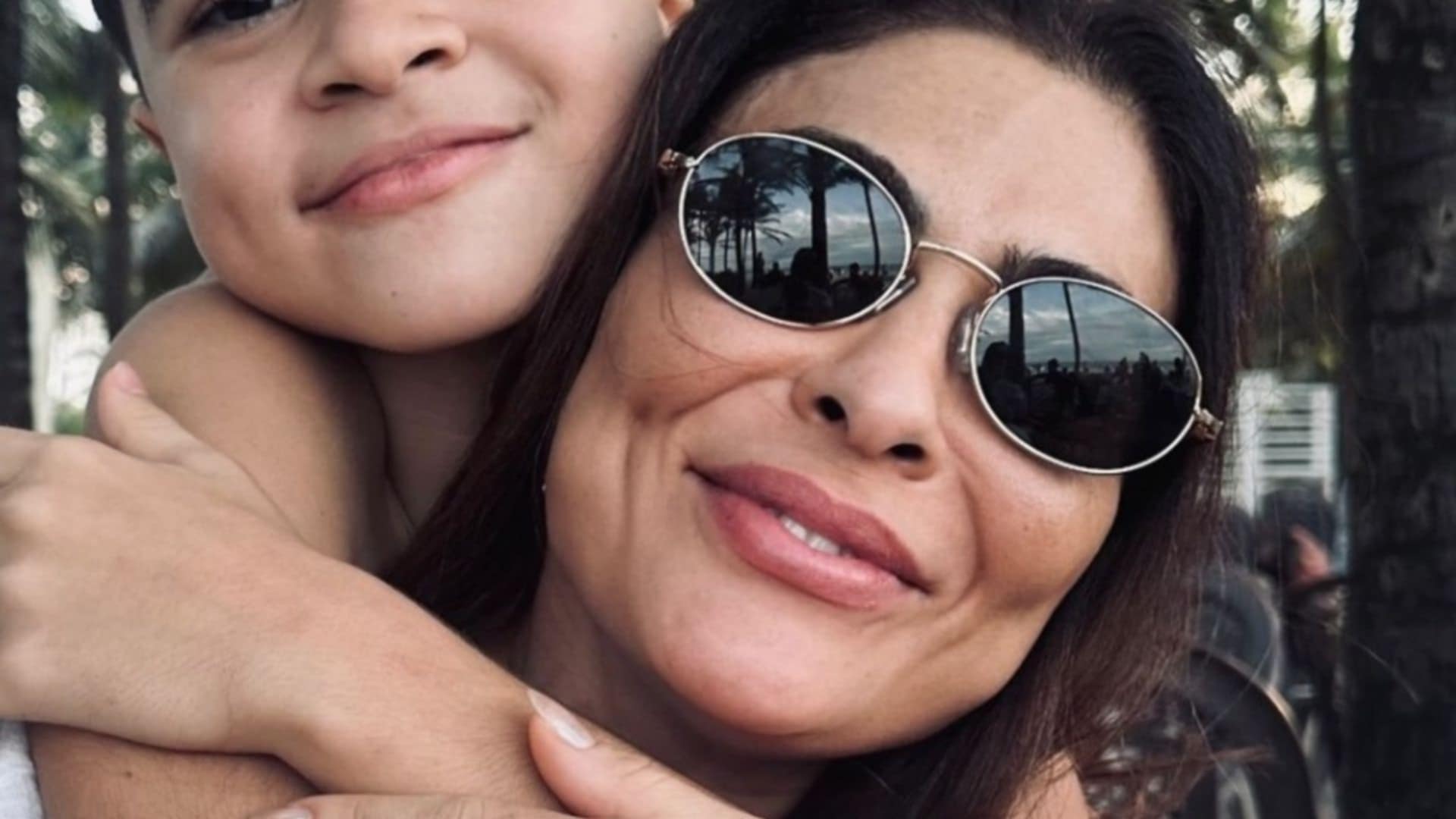 Juliana Paes posta clique raro com o filho caçula e chama a atenção