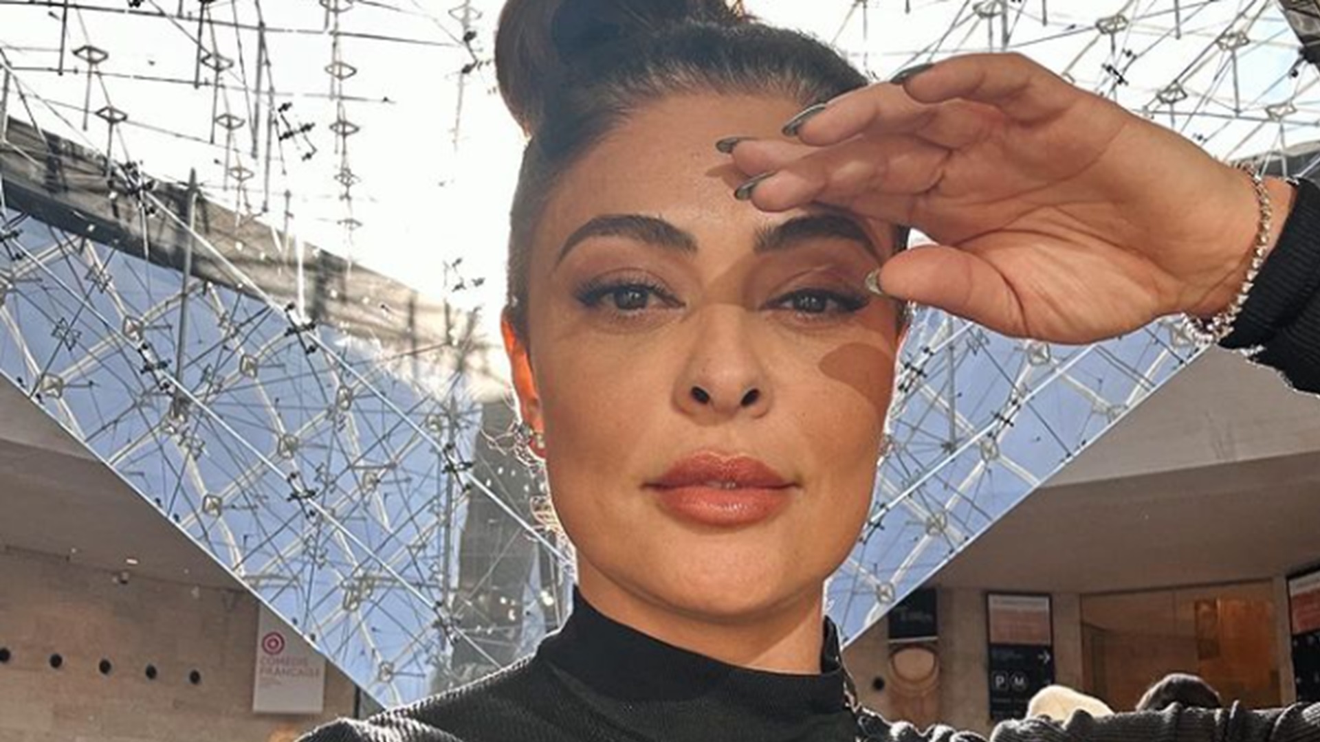 Juliana Paes se irrita com atitude do filho mais velho: “Ódio”