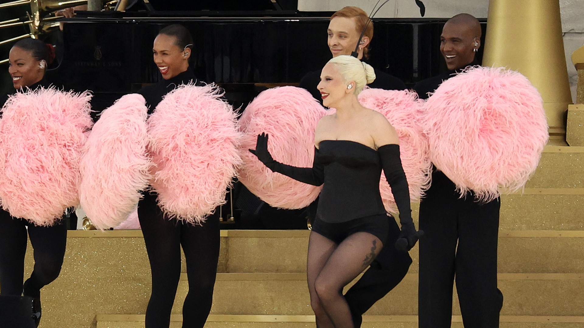 Saiba por que o show de Lady Gaga na abertura das Olimpíadas foi gravado