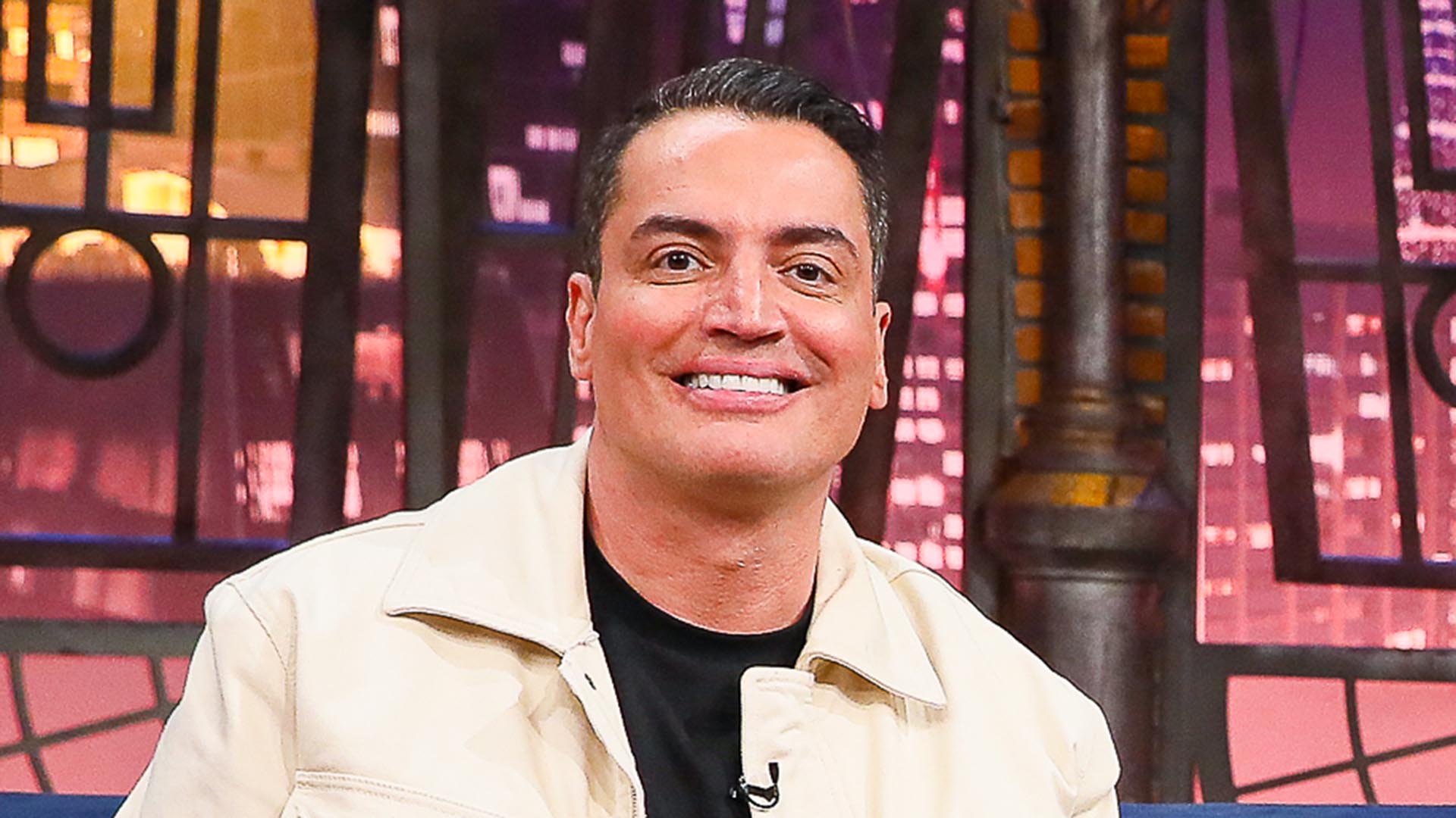 Leo Dias revela qual é a fofoca que as pessoas mais gostam de ler