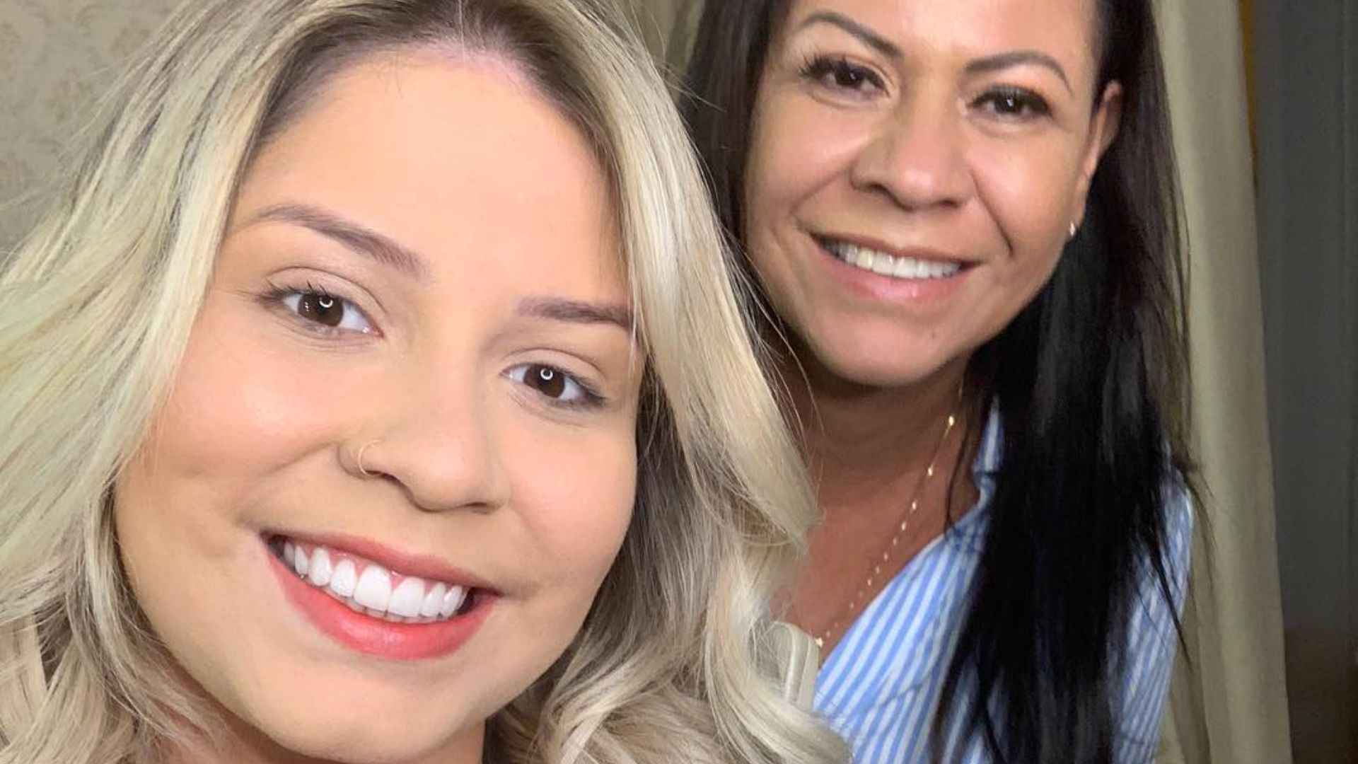 Mãe de Marília Mendonça se pronuncia sobre convites recusados ao tributo