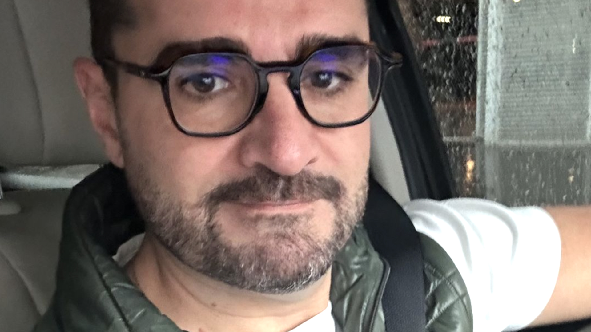 Marcelo Cosme rompe o silêncio após ser vítima de preconceito