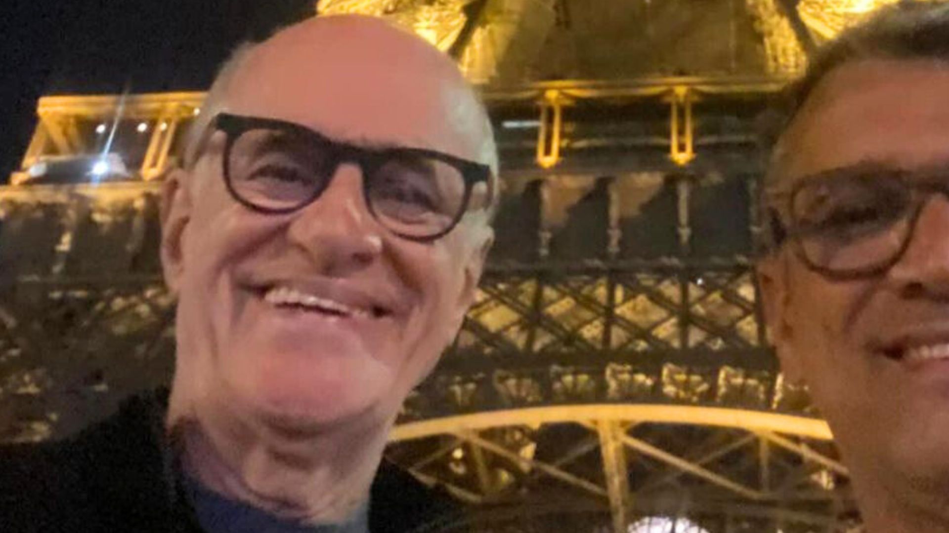 Marcos Caruso ganha declaração especial do marido em aniversário de casamento