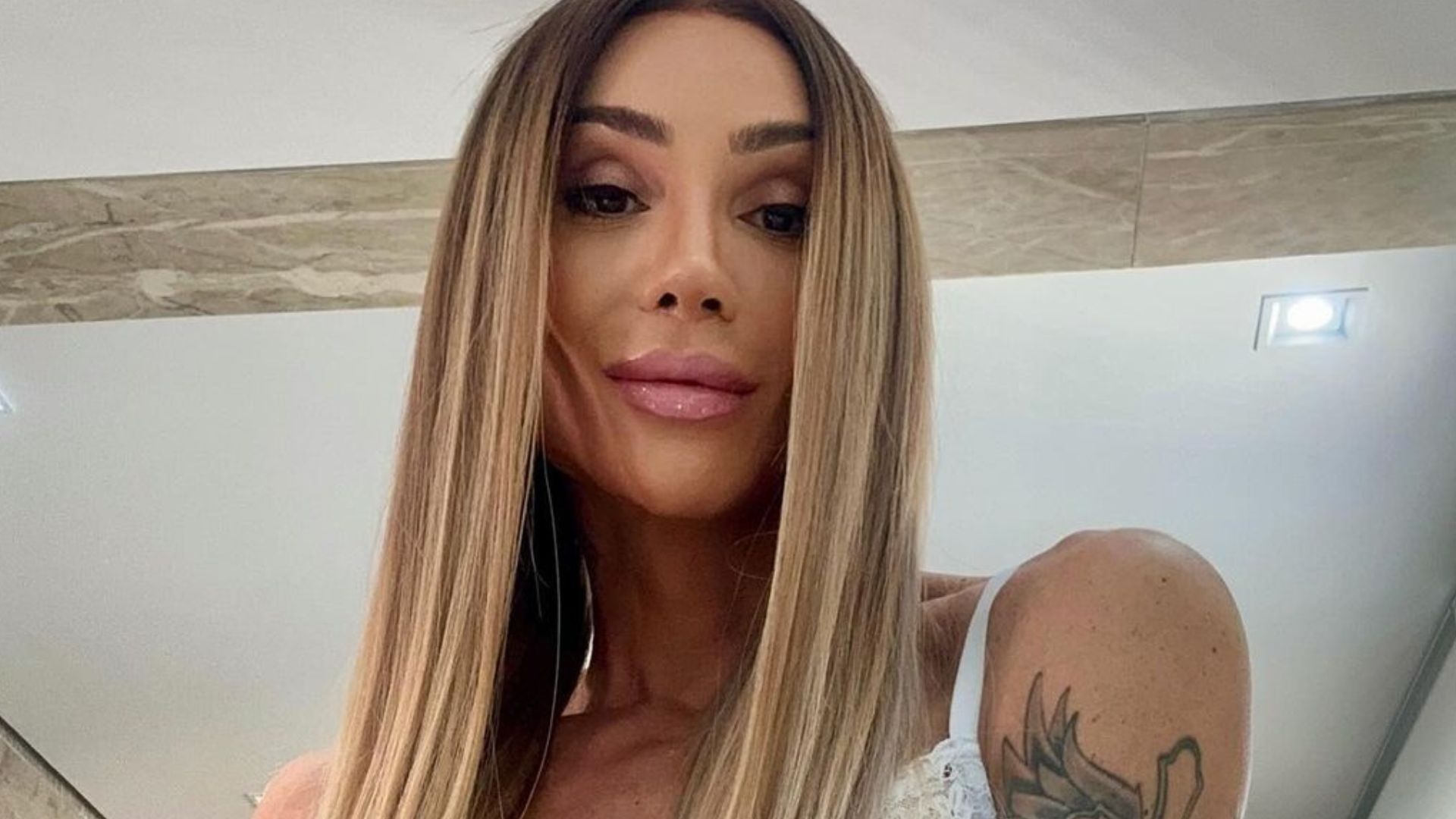 Maya Massafera revela perrengue após perda de peso: ‘Não estou aguentando’