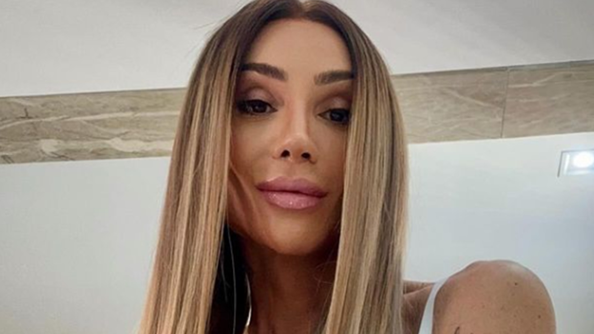 Maya Massafera expõe situação com namorado de conhecida: “Acham normal?”