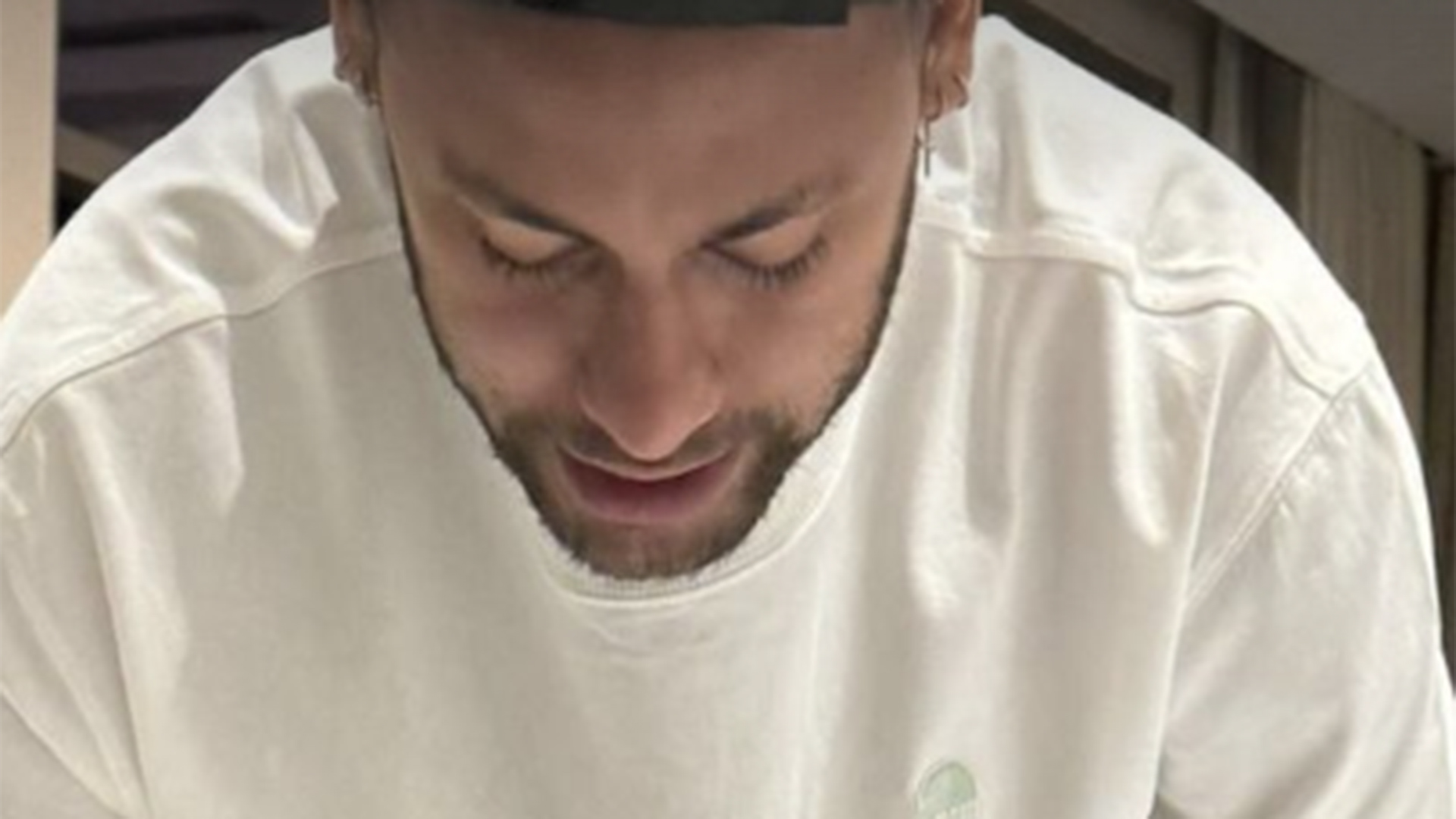 Neymar explode o fofurômetro com fotos de antes e depois do look de Mavie