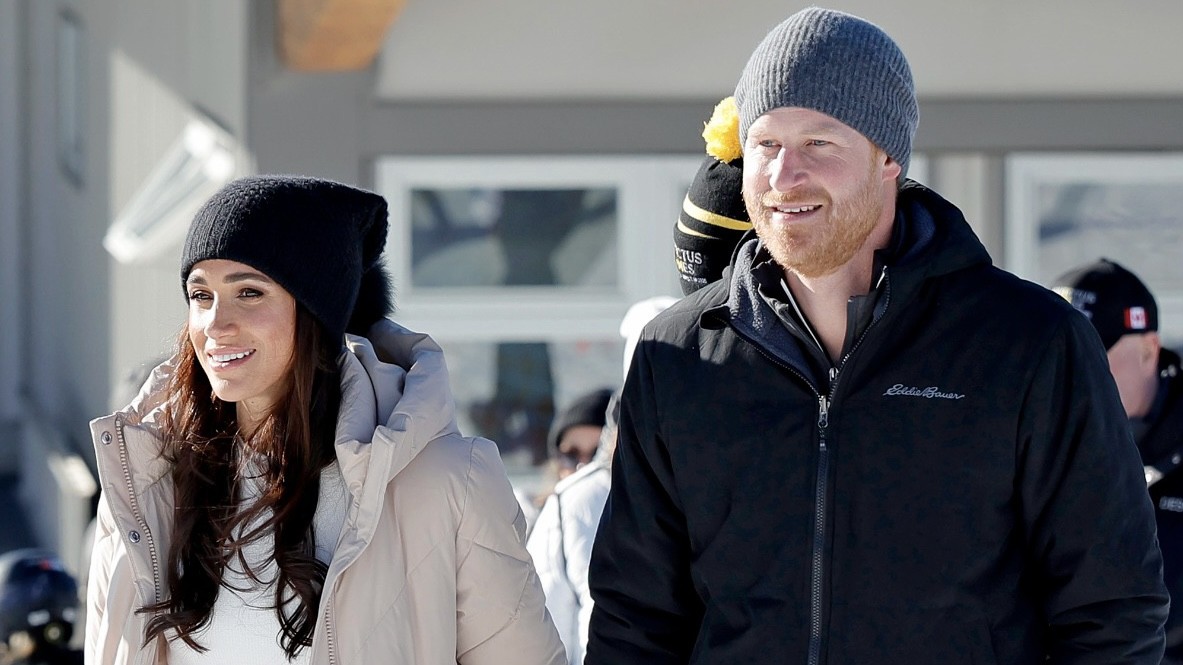 Filhos de Meghan Markle e Harry ganham novo sobrenome e quebram tradição real