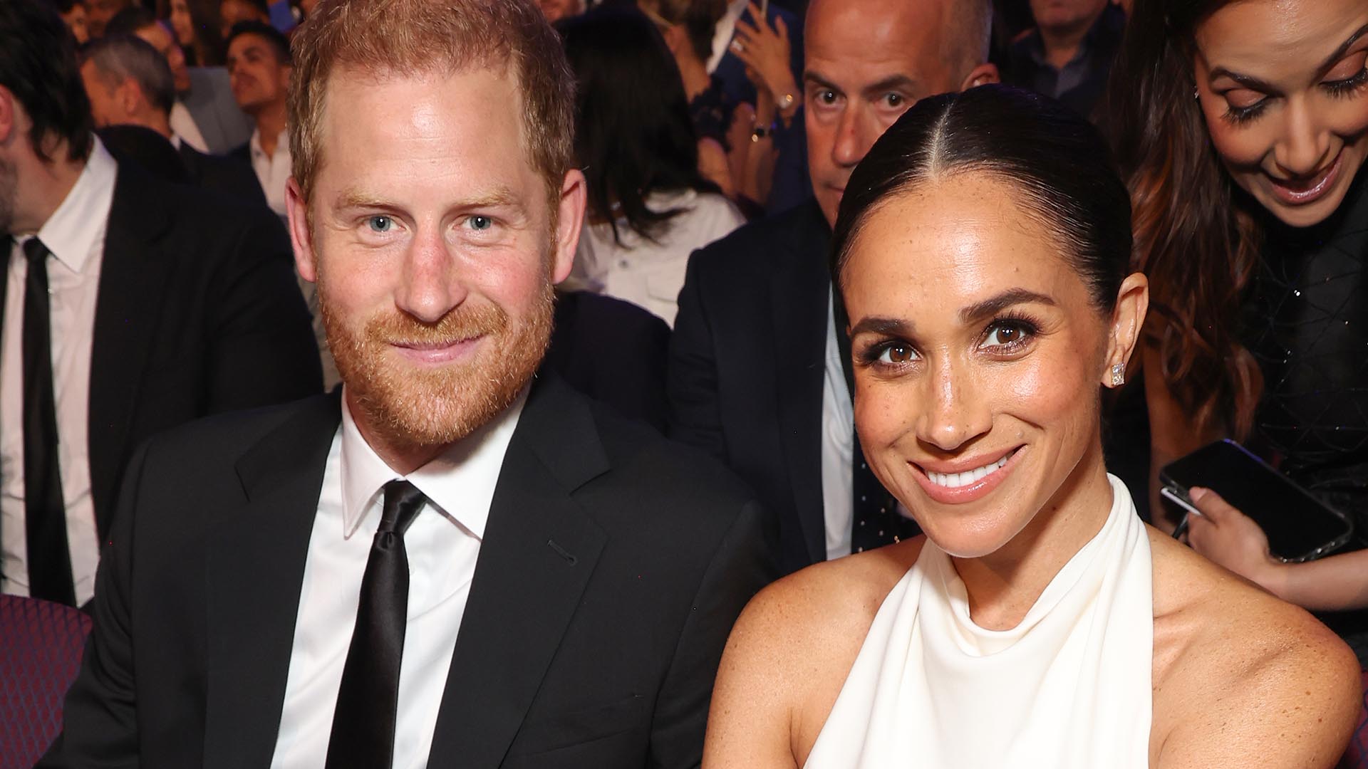 Saiba quais são as pressões que abalam o príncipe Harry e Meghan Markle