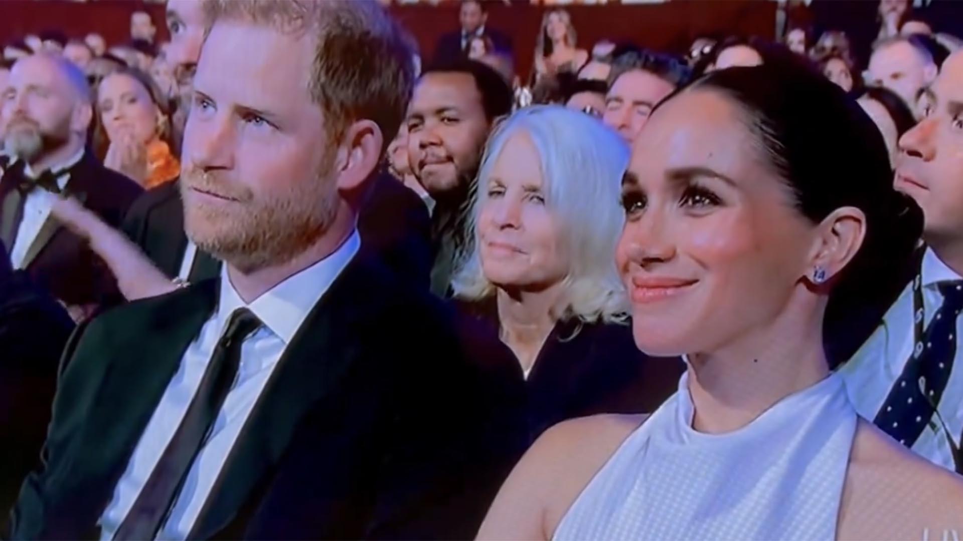 Príncipe Harry e Meghan Markle ficam sem graça com piada em premiação