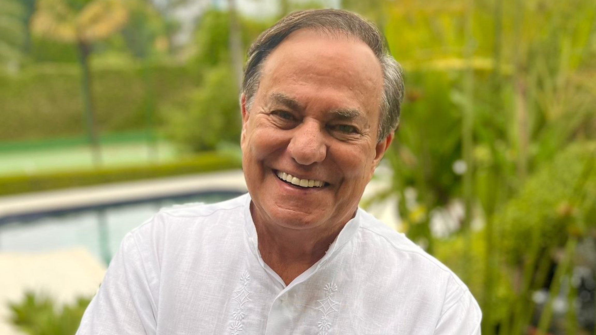 Ronnie Von celebra vitalidade e abre o jogo sobre futuro na TV: ‘Não me sinto com 80 anos’
