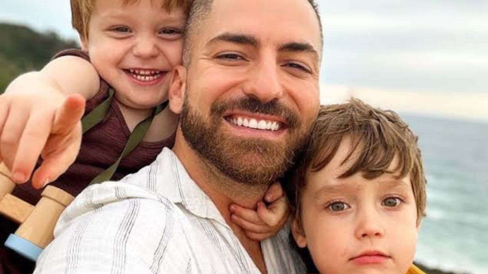 Saiba o que o viúvo de Paulo Gustavo fez por amor aos filhos após a morte do humorista