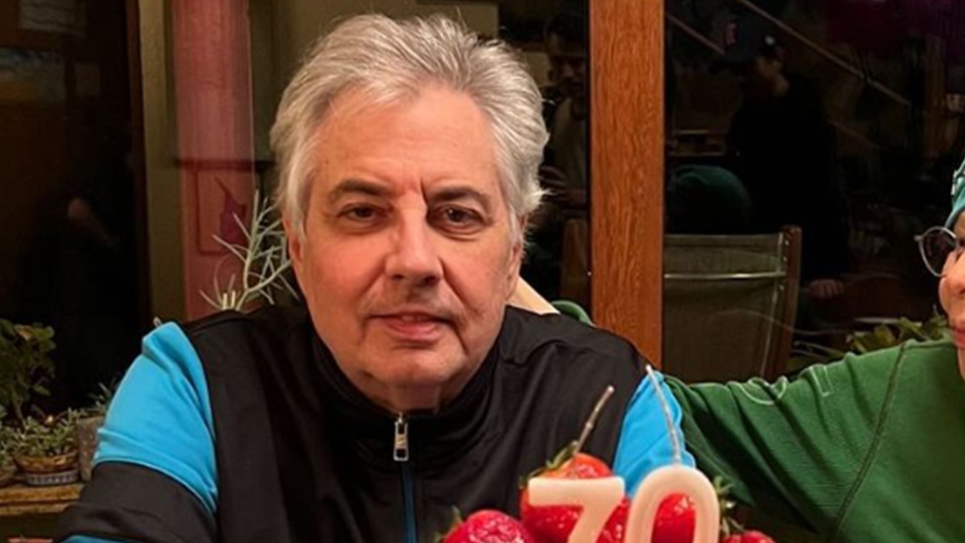 Viúvo de Rita Lee resgata foto com a cantora: “Último aniversário”