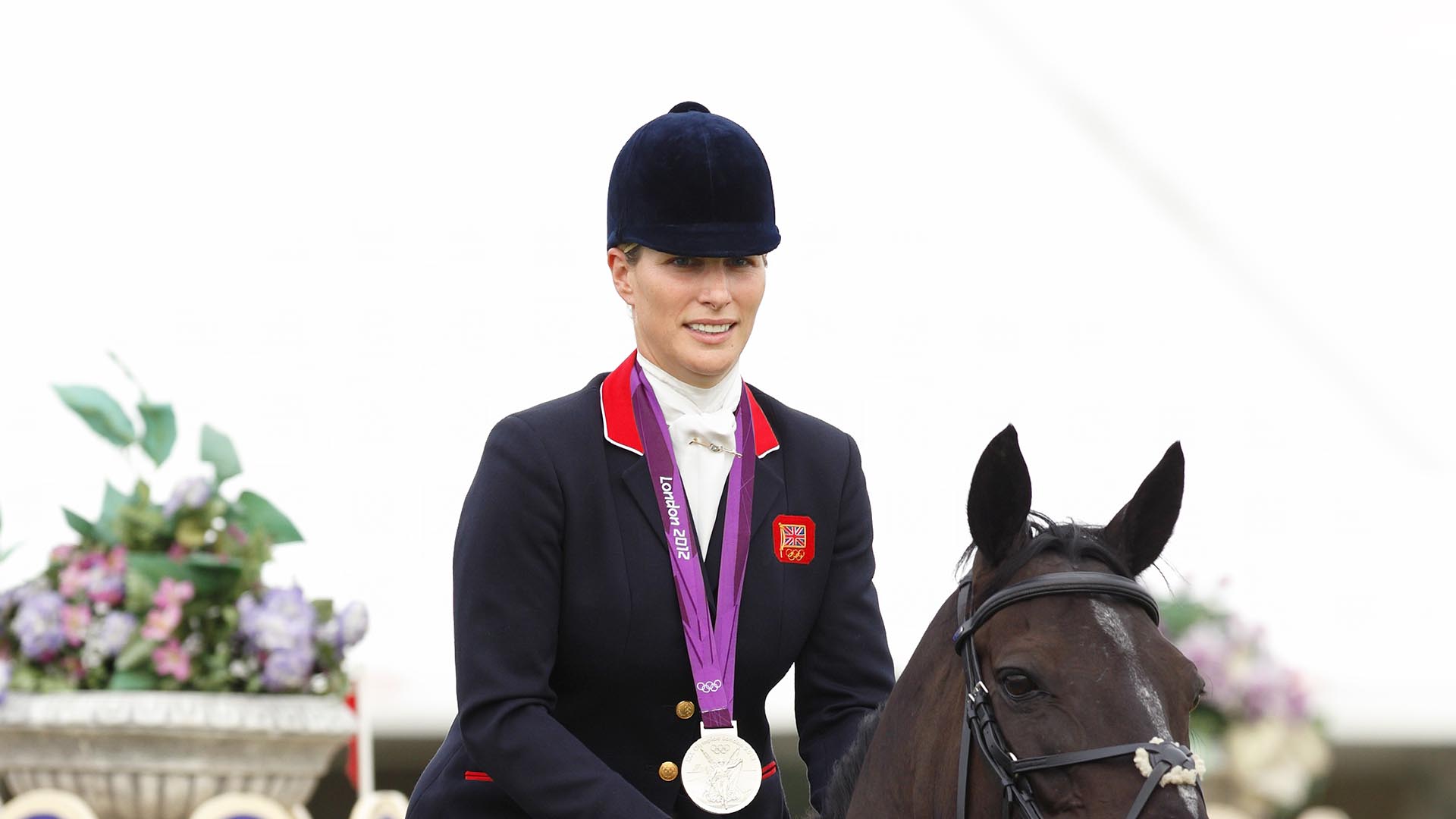 Neta da rainha Elizabeth II já ganhou medalha nas Olimpíadas. Relembre!