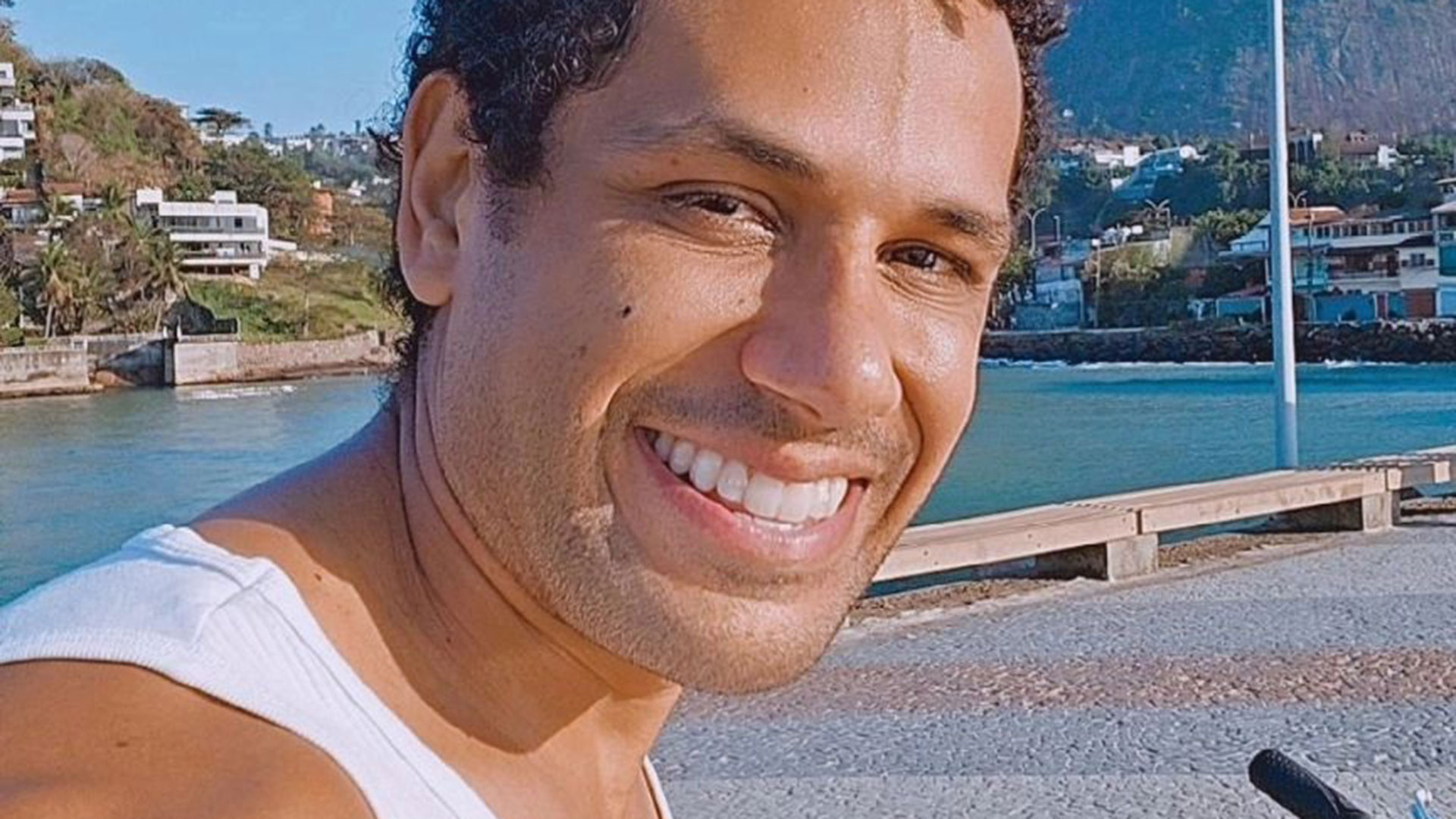Amaury Lorenzo expõe ataques de ódio que recebeu e lamenta situação