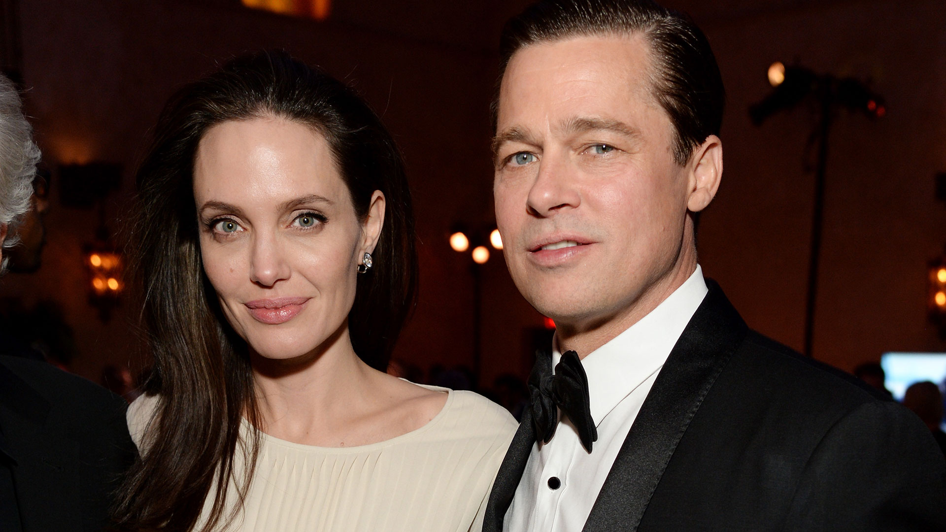 Filho de Angelina Jolie e Brad Pitt recebe alta da UTI
