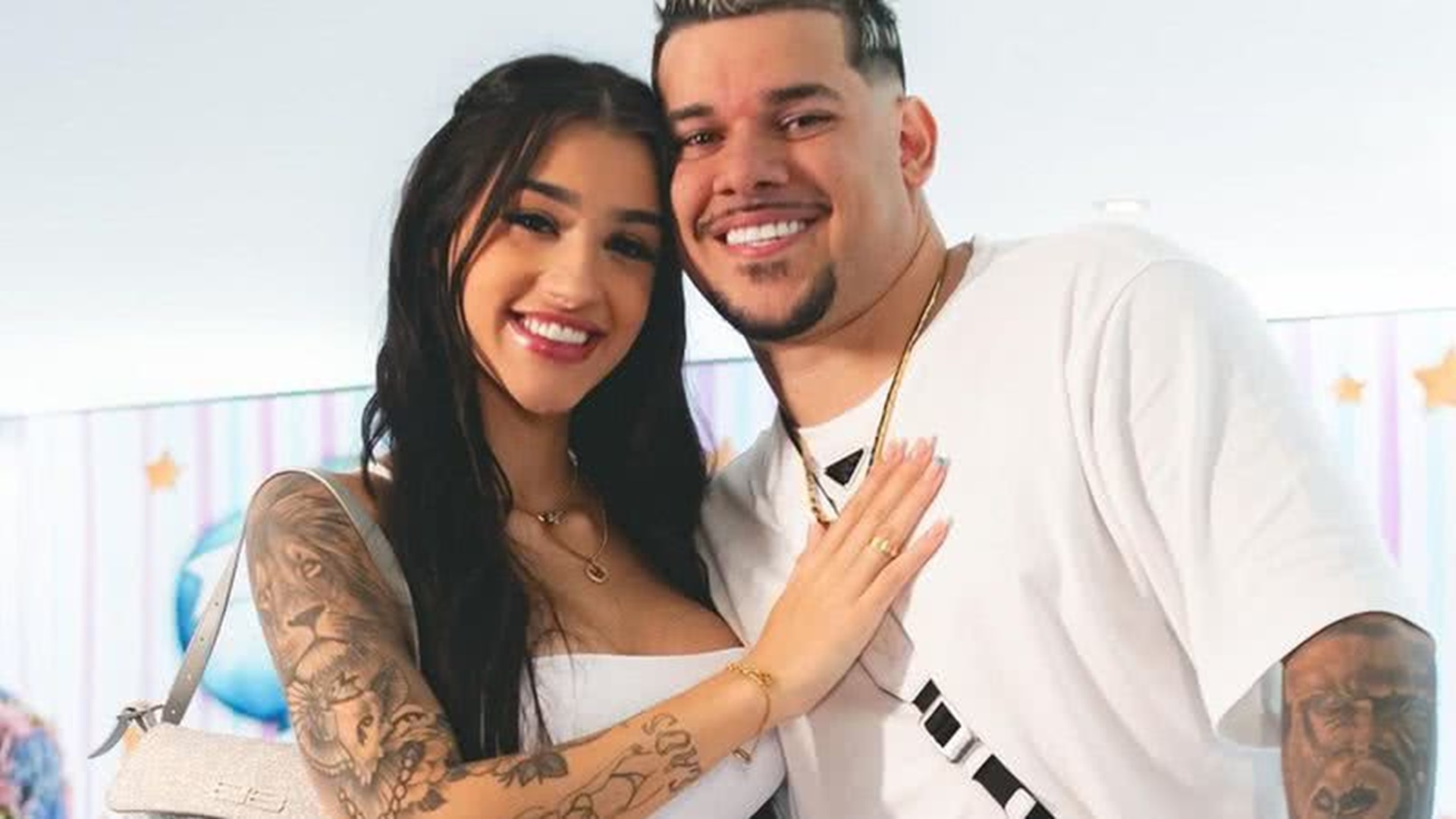 Bia Miranda concorda com crítica de internauta ao ex-namorado, Buarque: ‘Promove ódio para ela’