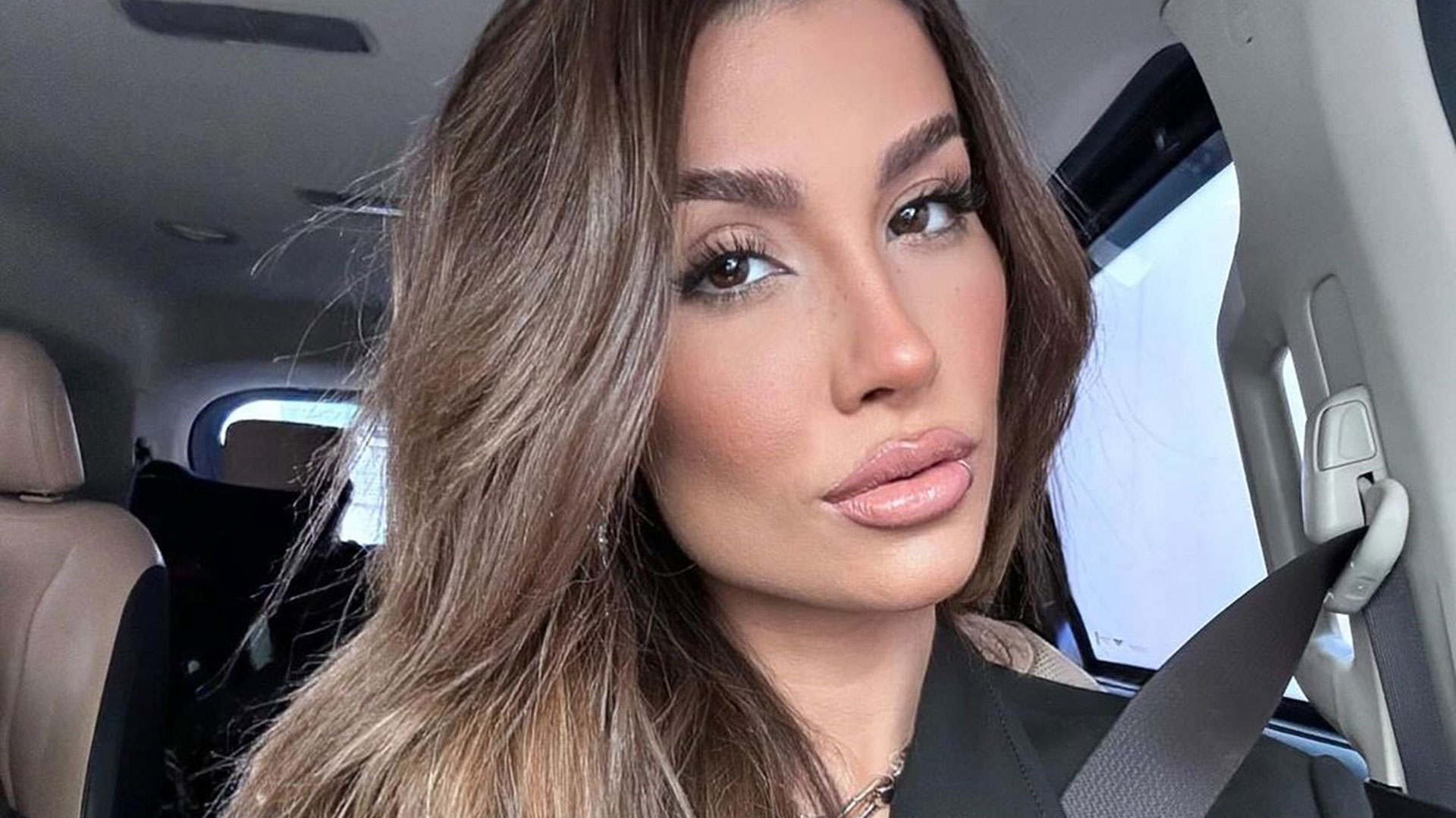 Bianca Andrade desabafa sobre mau cheiro nas axilas: ‘Muito difícil’