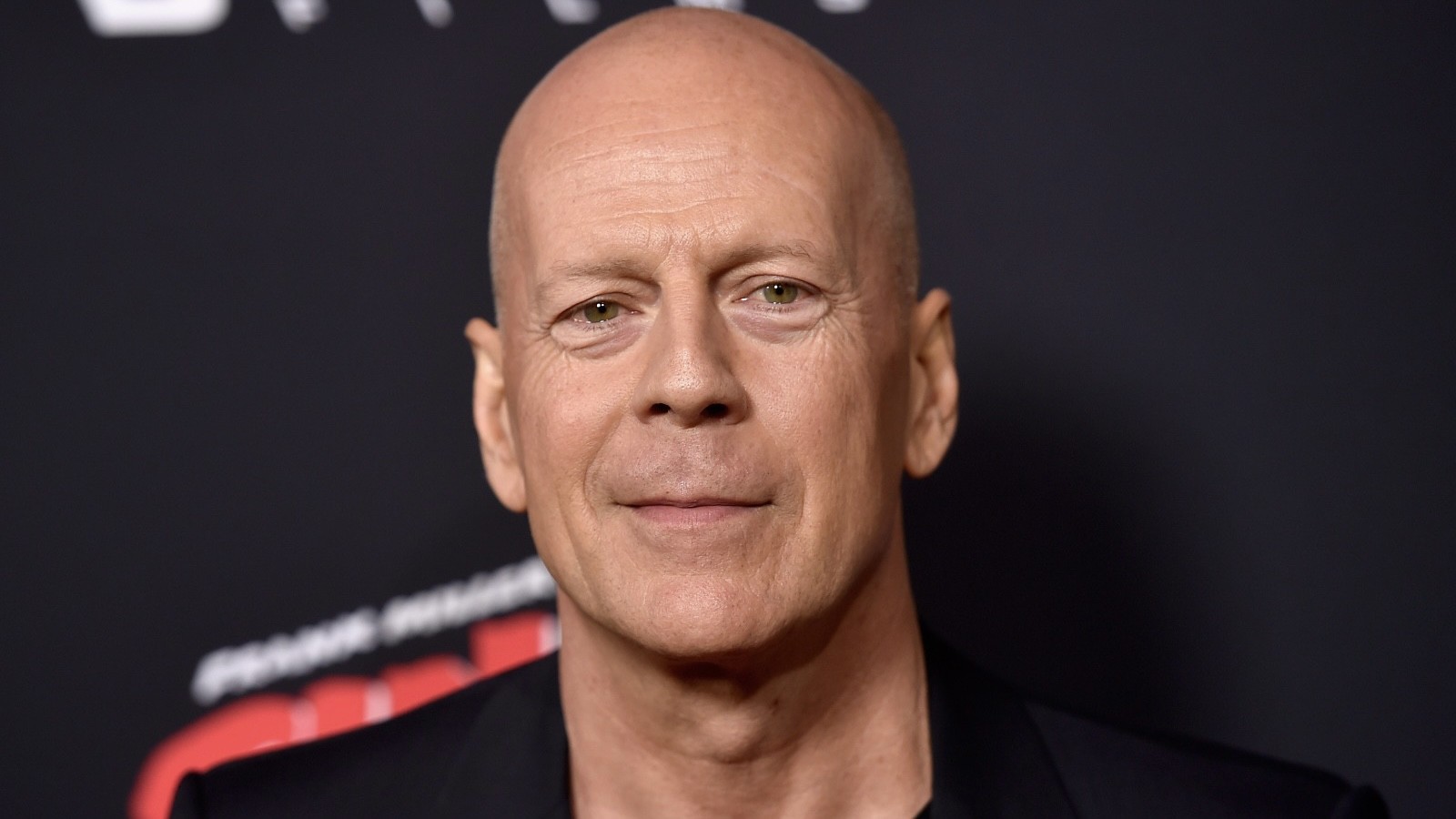 Descubra o valor da fortuna bilionária de Bruce Willis, diagnosticado com demência