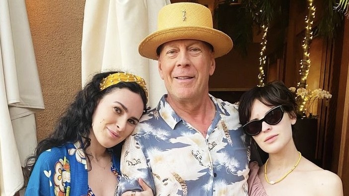 Filha de Bruce Willis atualiza estado de saúde do ator: ‘Ele está ótimo’