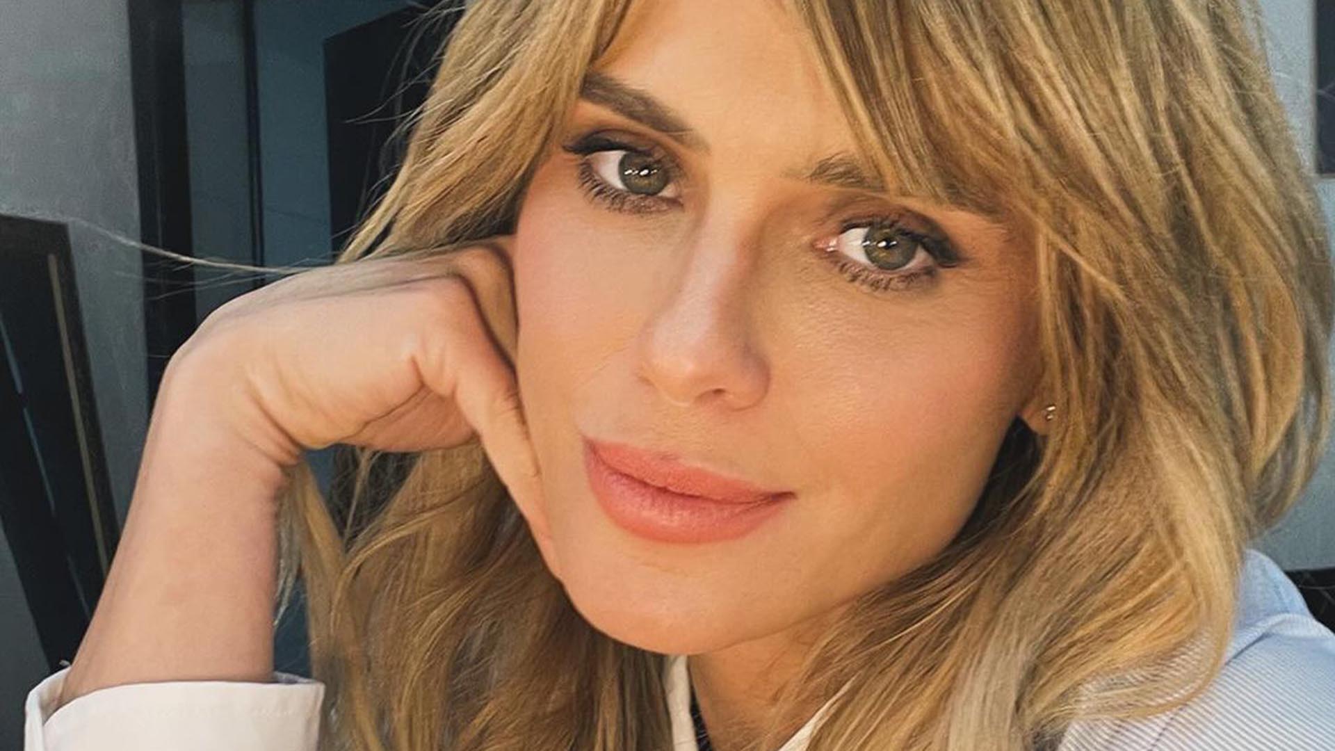 Carolina Dieckmann revela motivo para ter retirado as próteses de silicone